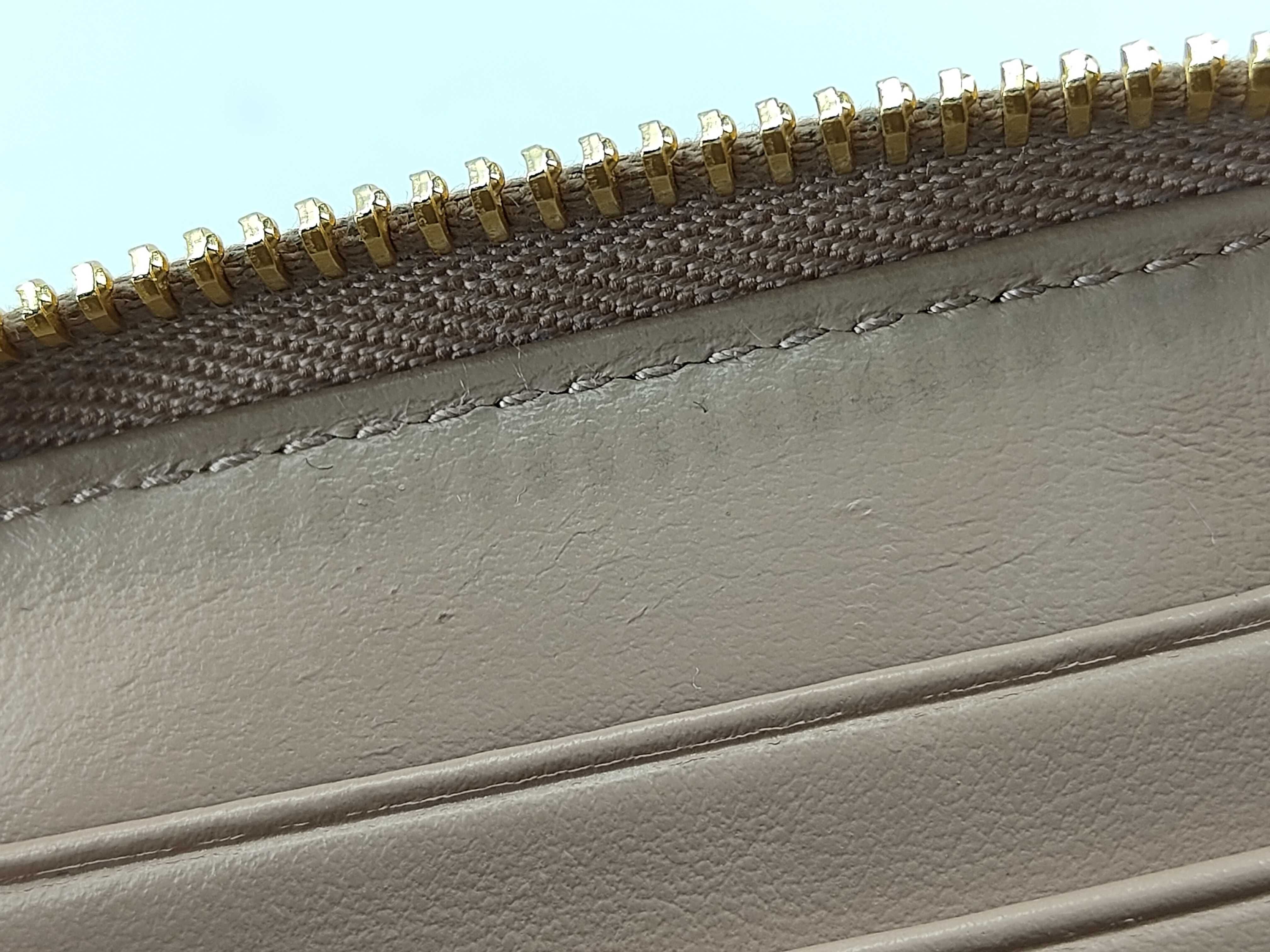 Matelassé Coin and Card Case — view 11