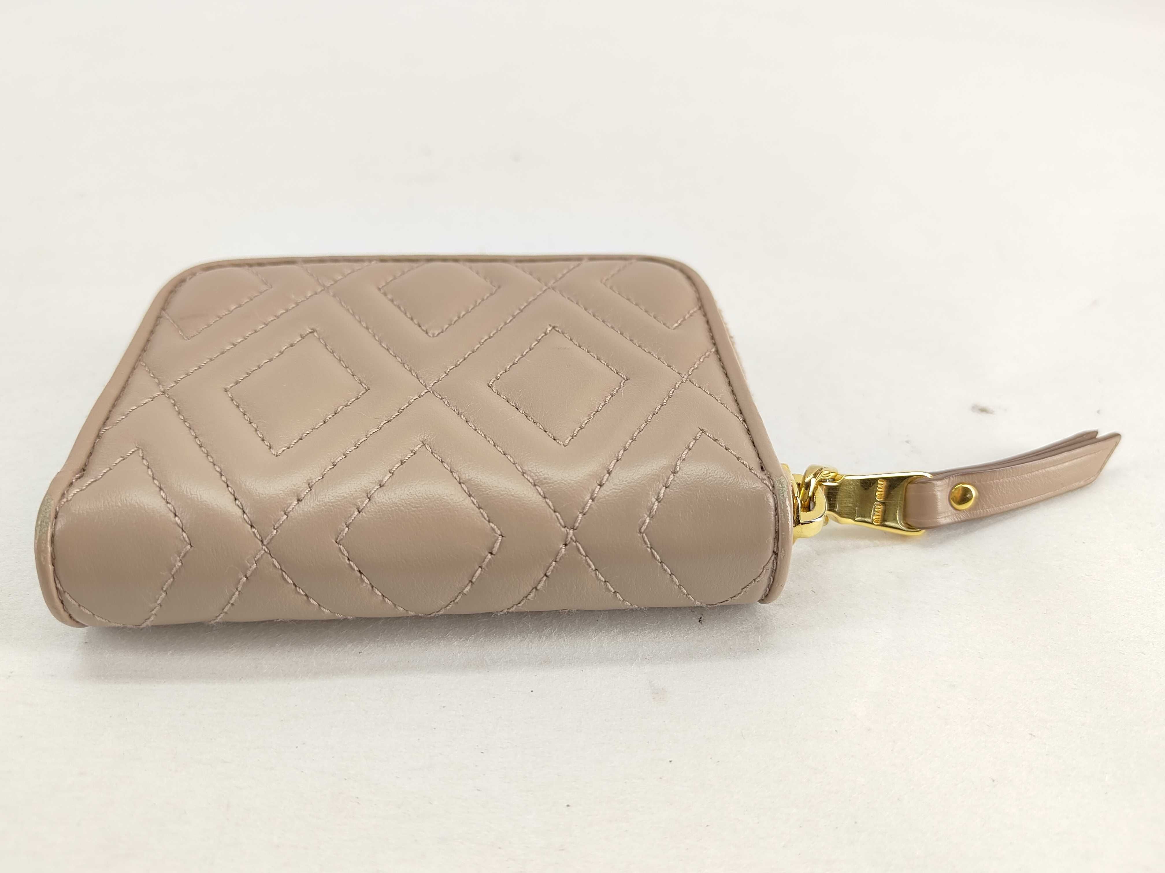 Matelassé Coin and Card Case — view 4