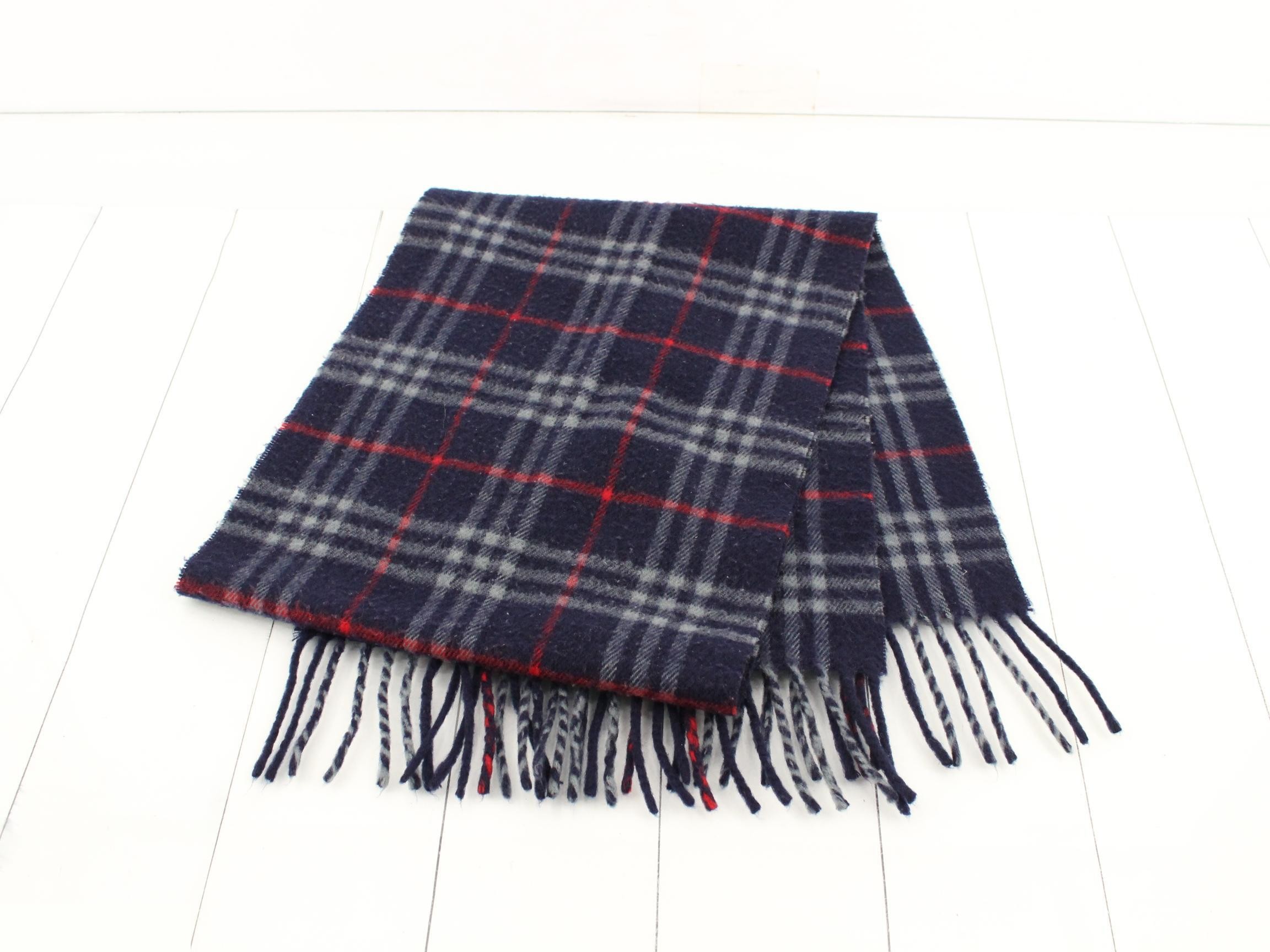 Other lines: Small items, accessories, and scarves — view 3