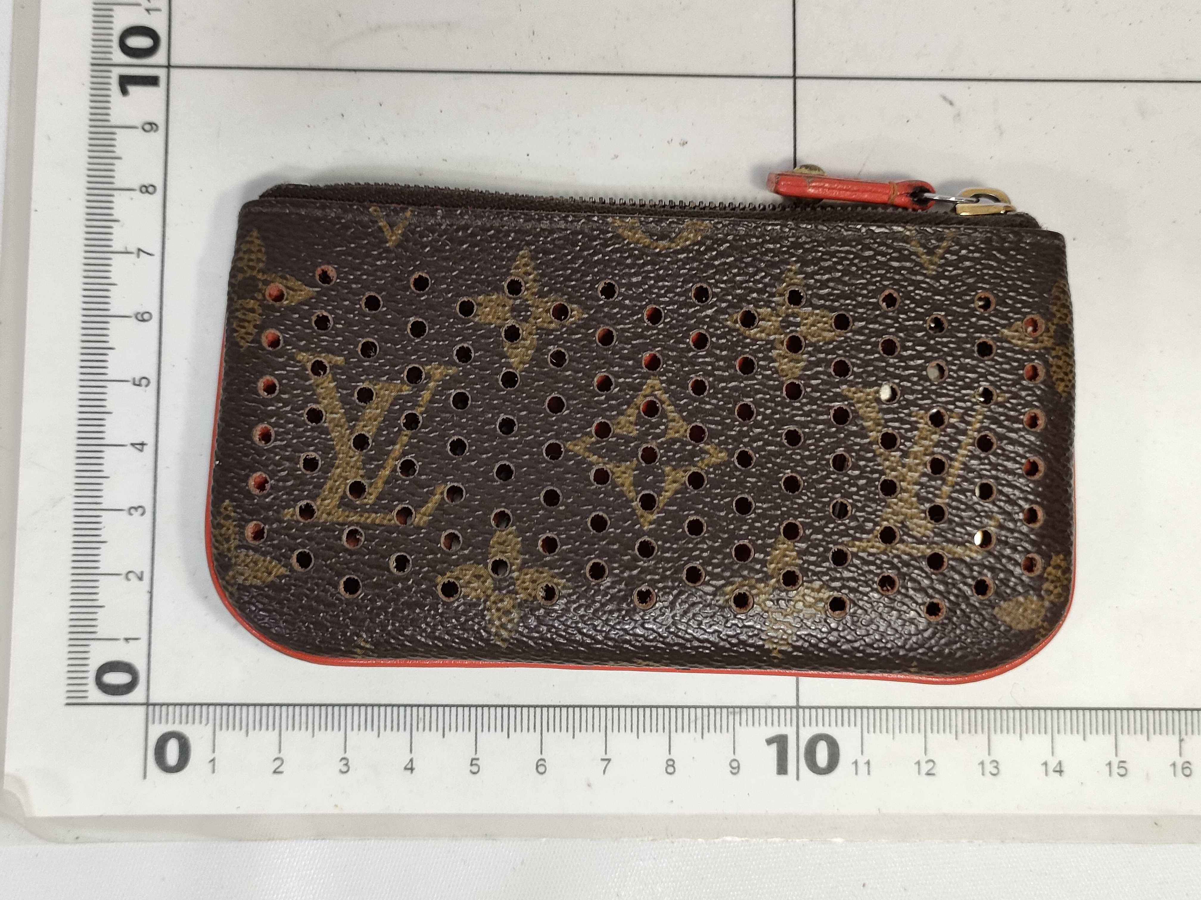 Monogram Perfo Pochette Clé Key Case — view 2