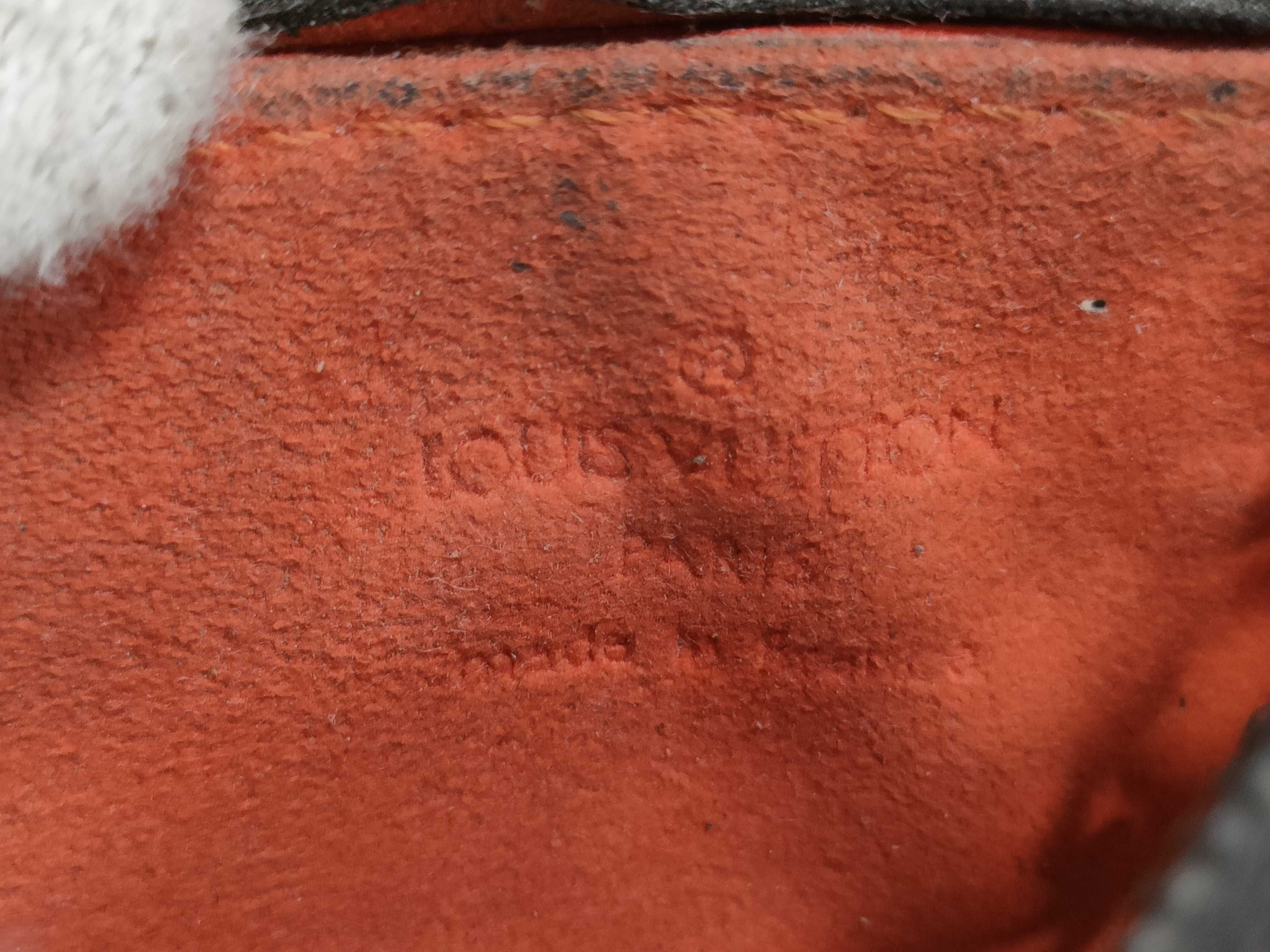Monogram Perfo Pochette Clé Key Case — view 10