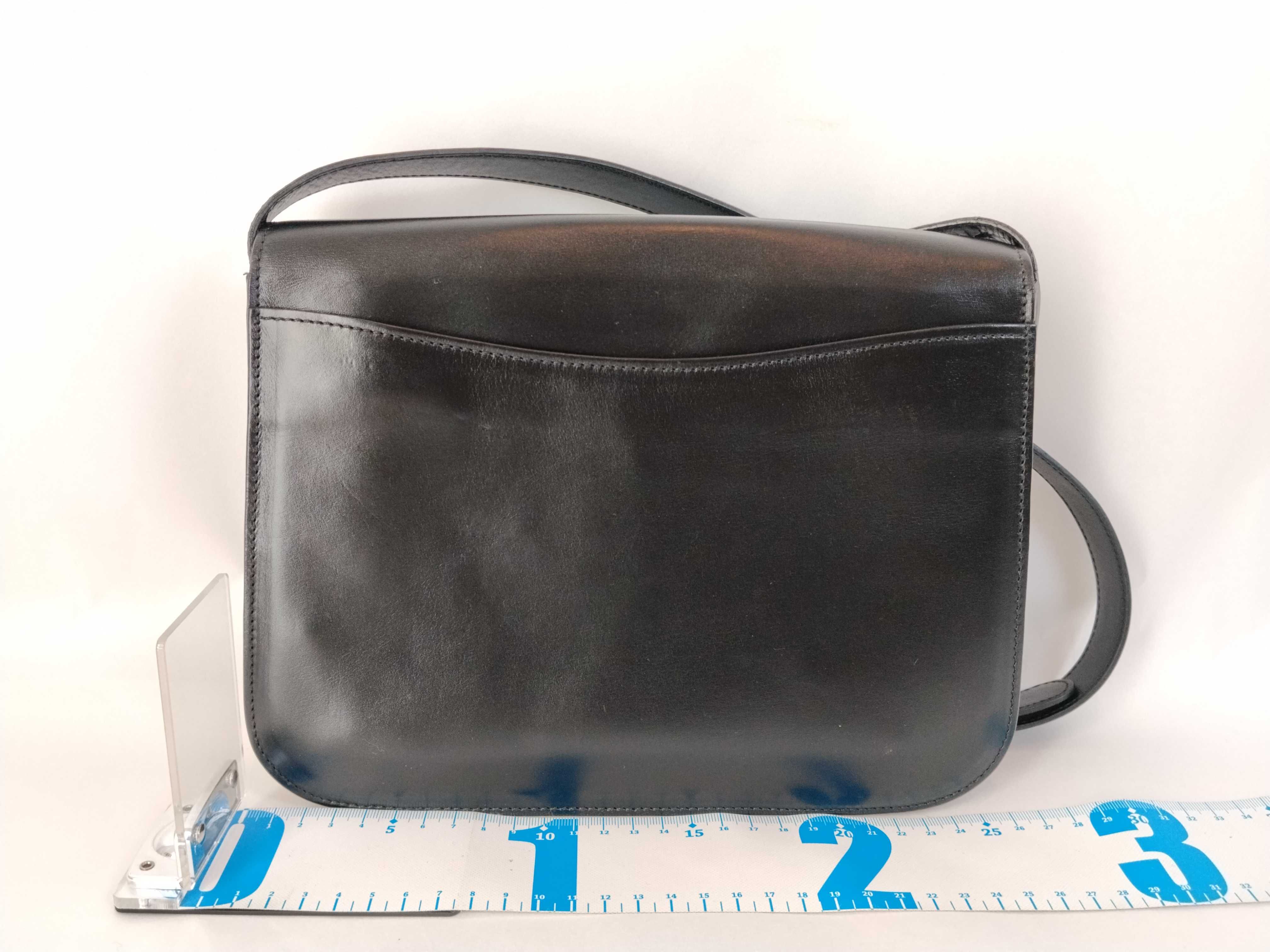 Triomphe Leather Shoulder Bag, Black — view 2