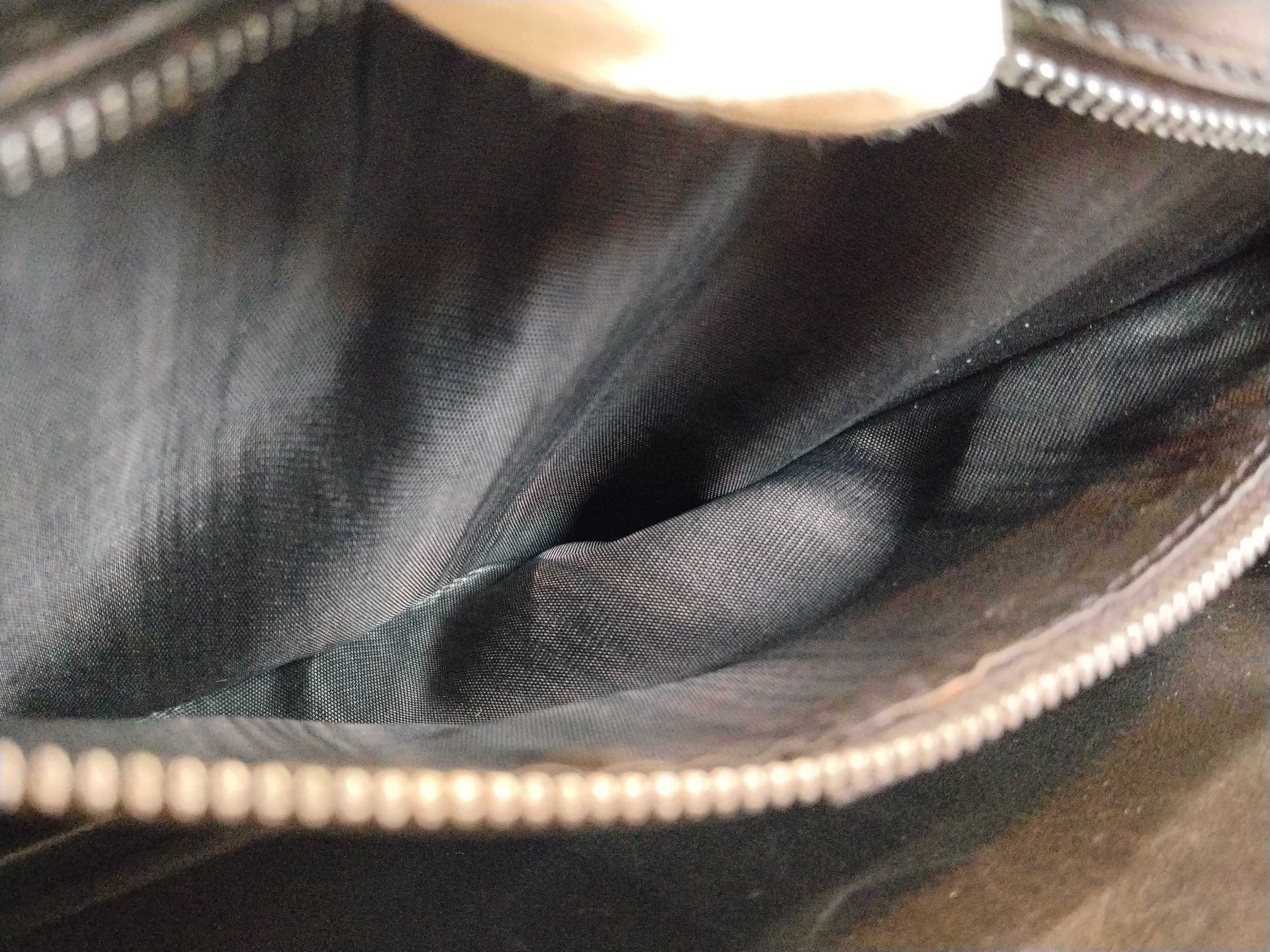Triomphe Leather Shoulder Bag, Black — view 14