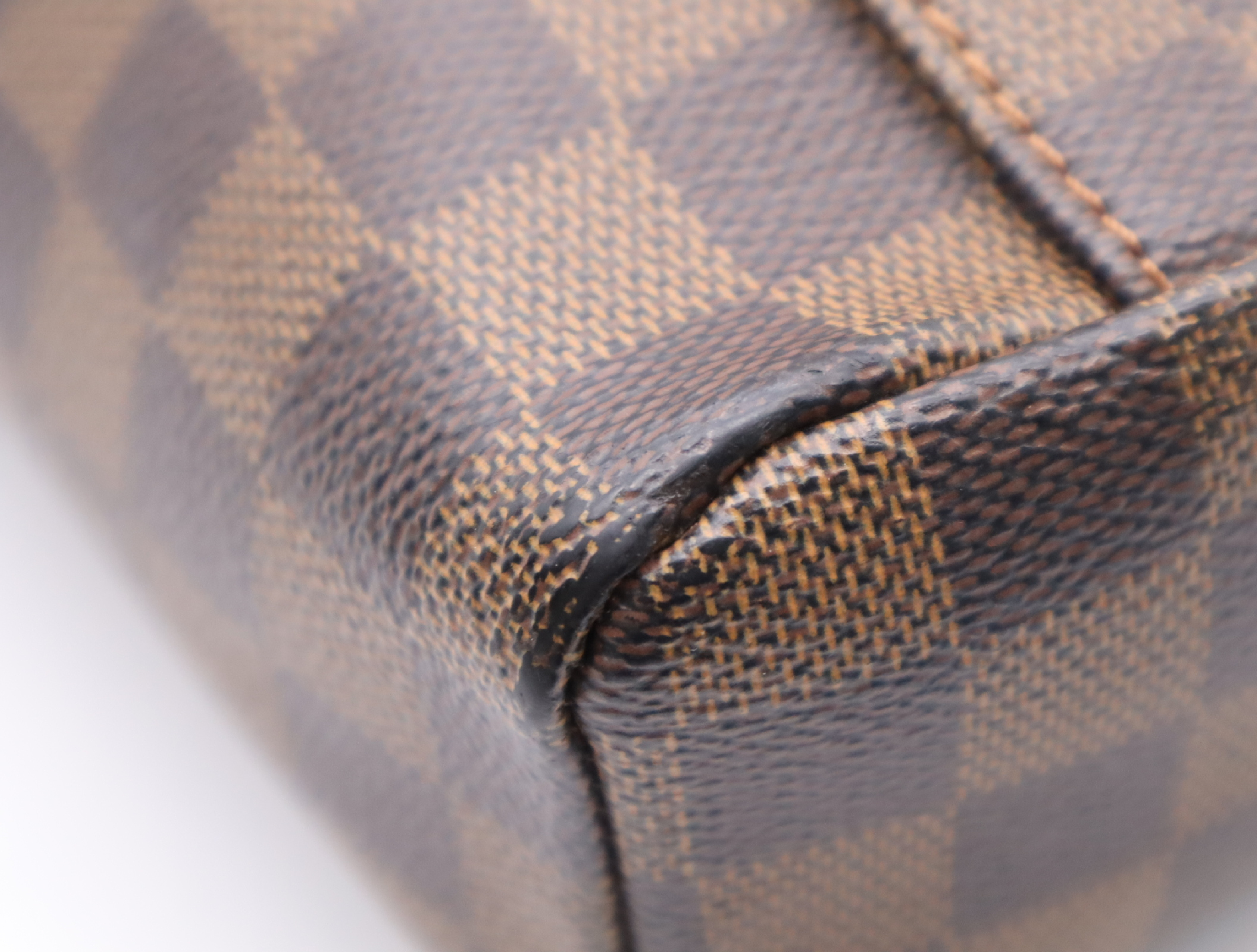 N41442 Damier Olaf PM Shoulder Bag — view 6