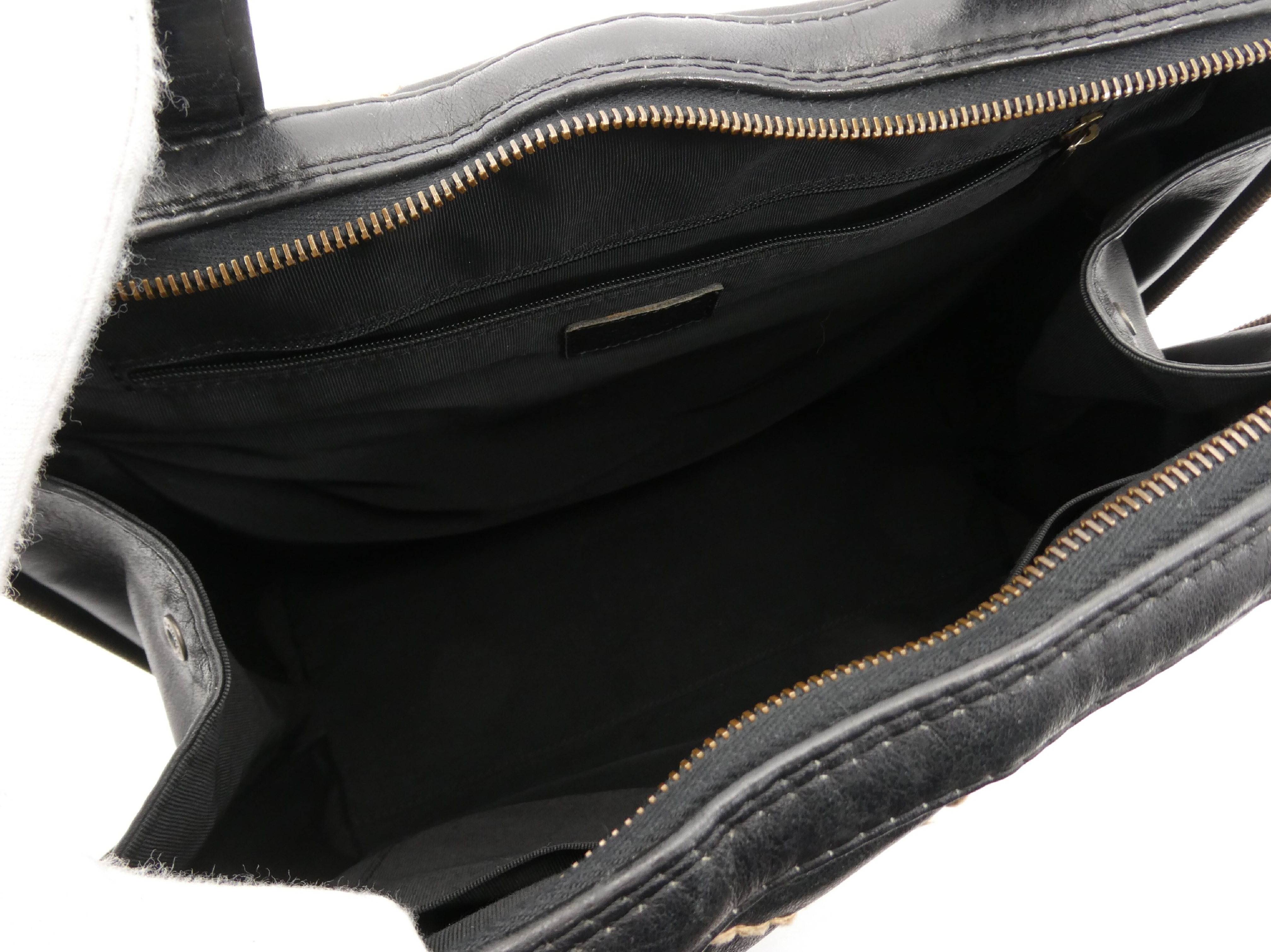 Wild Stitch Matelassé Coco Mark Shoulder Bag — view 7