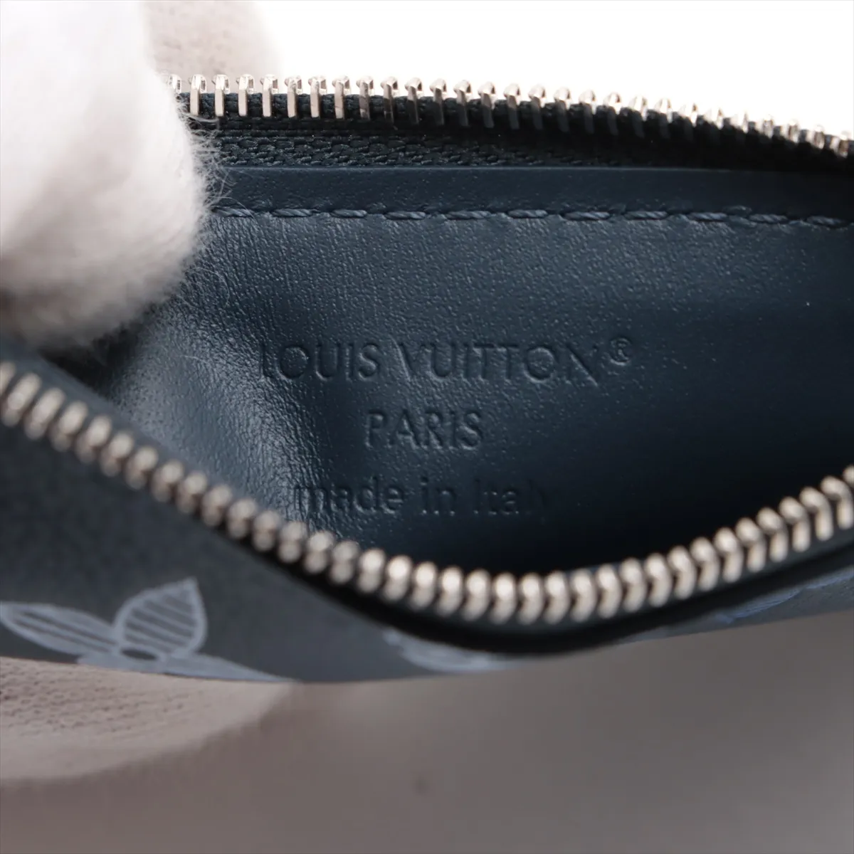 Monogram Shadow Gaston Wearable Wallet - Blue RFID Reactive — view 8