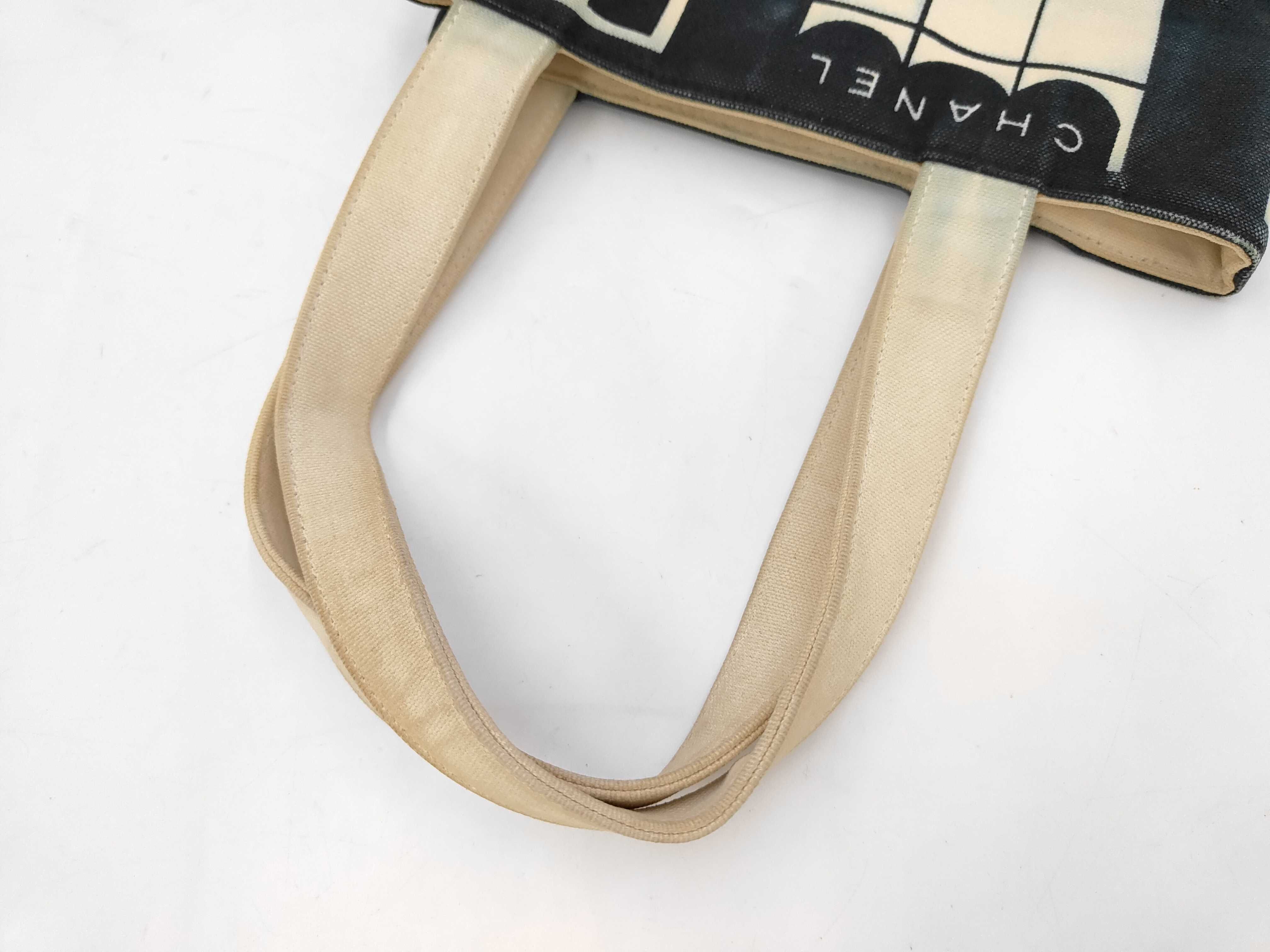 Windows Line Tote Bag — view 5