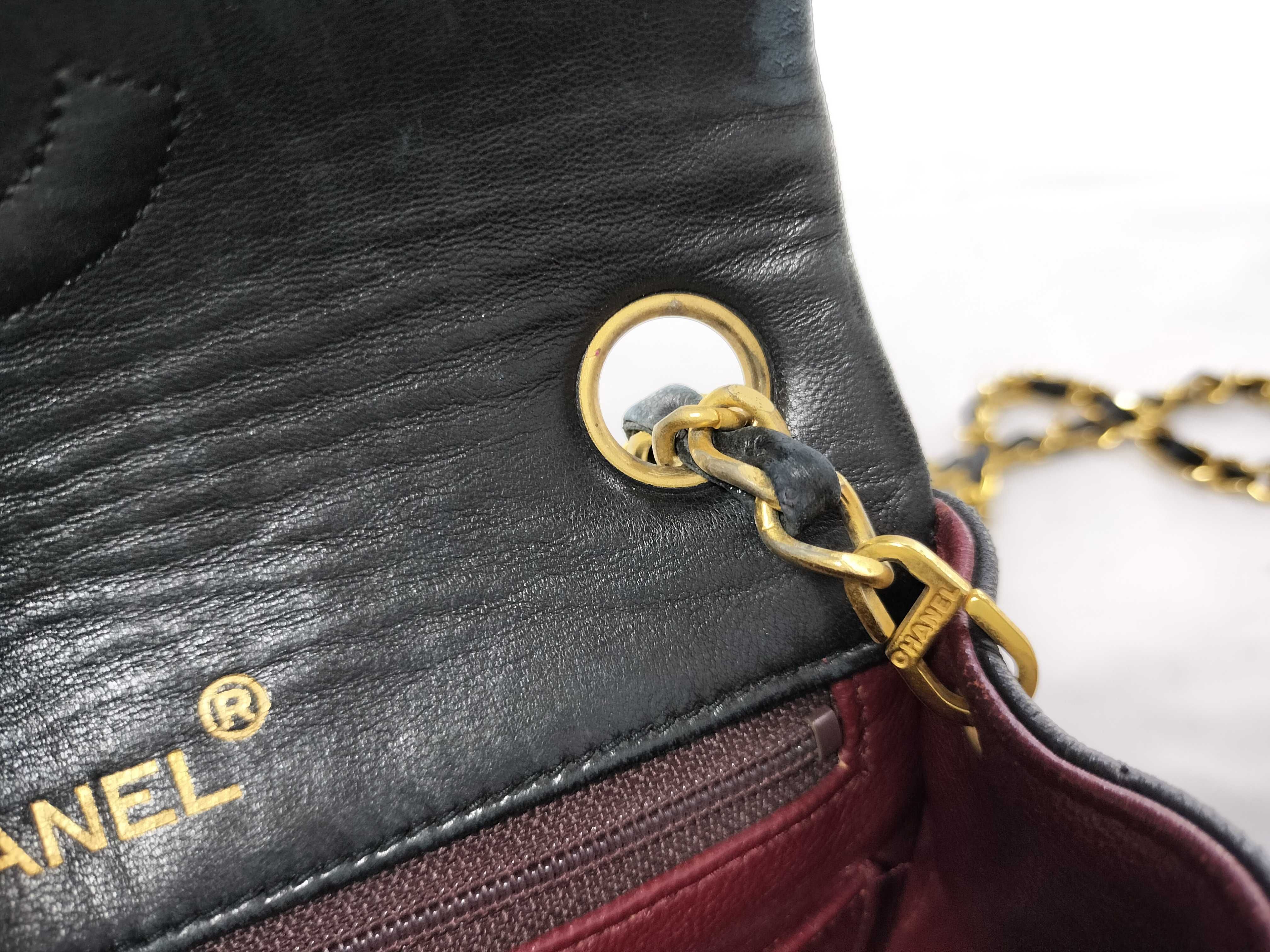 Lambskin Minimato 18 Gold Turnlock Shoulder Bag — view 12