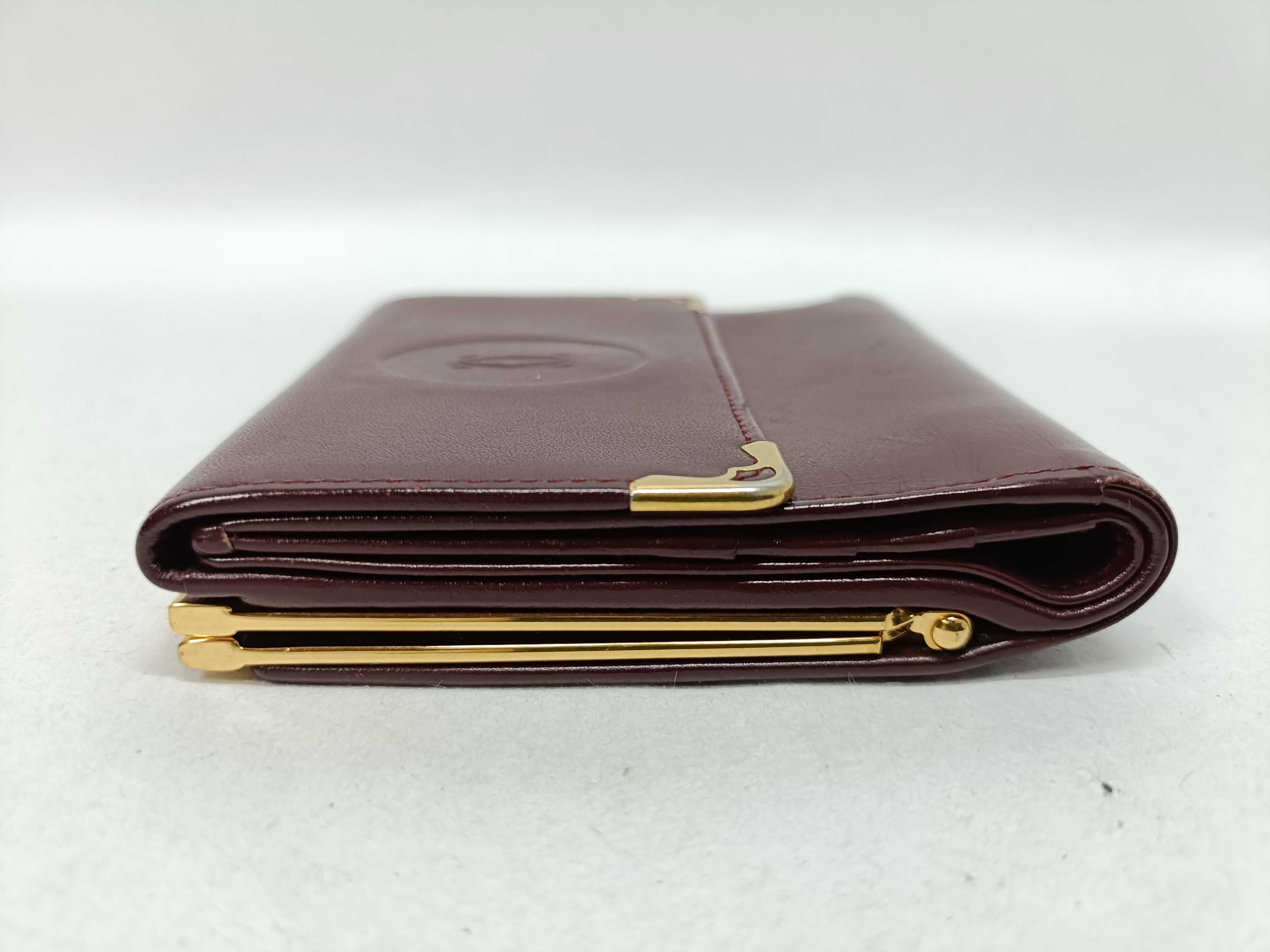 Must Bifold Wallet Must Clasp Wallet — view 3