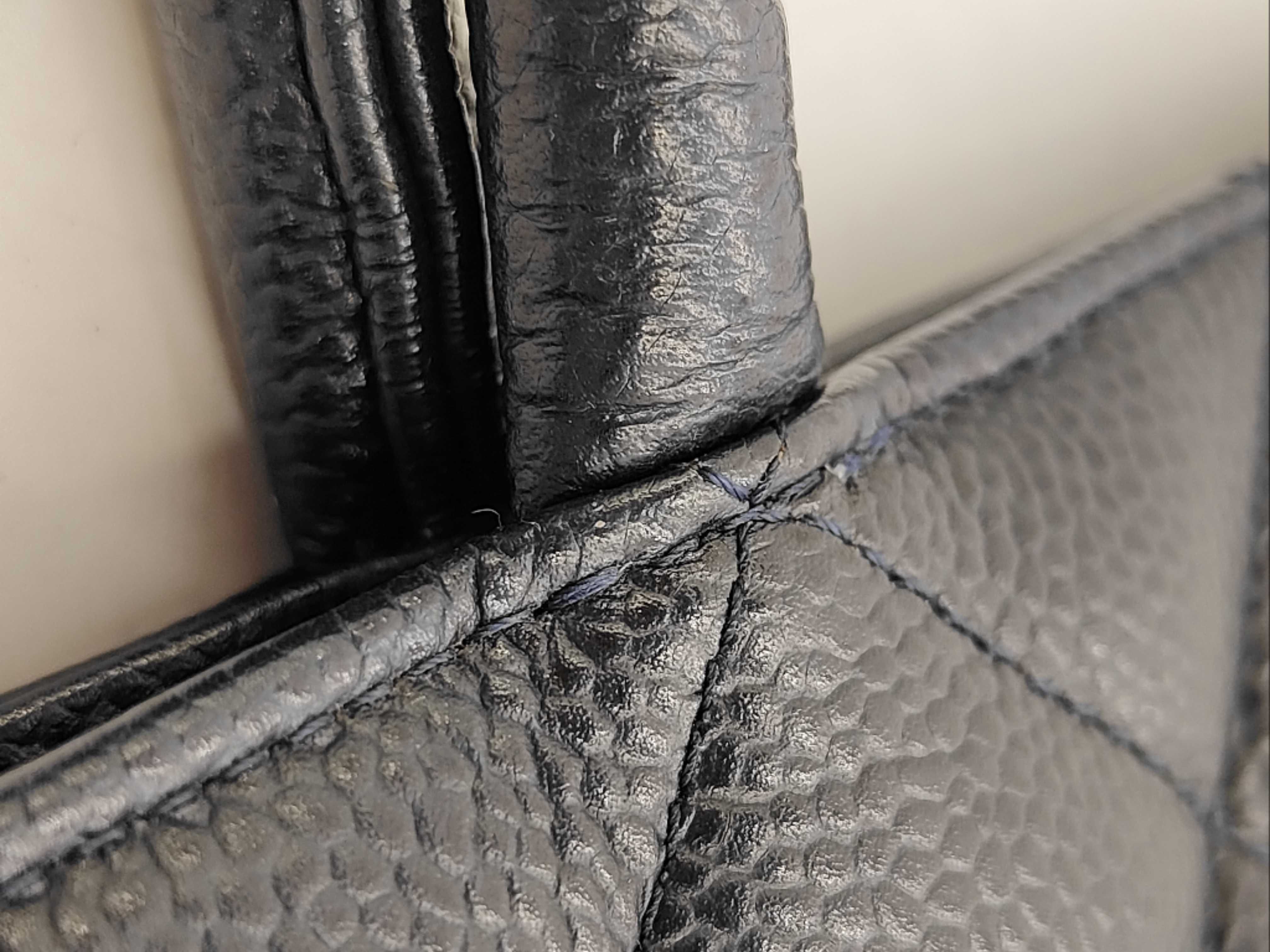 Reissue Tote Bag, Caviar Leather, Series 10 Tote Bag — view 5