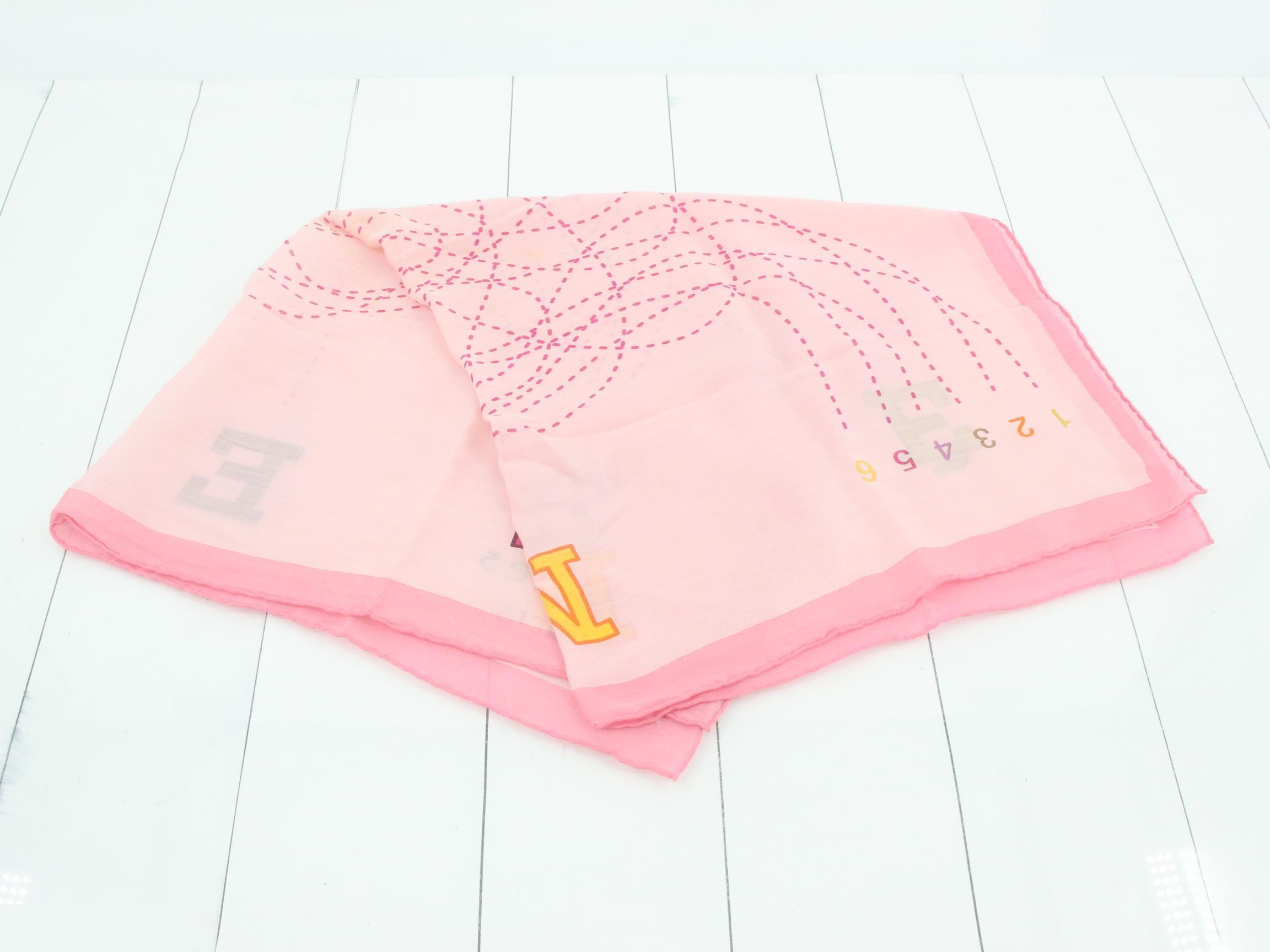 scarf, pink — view 3