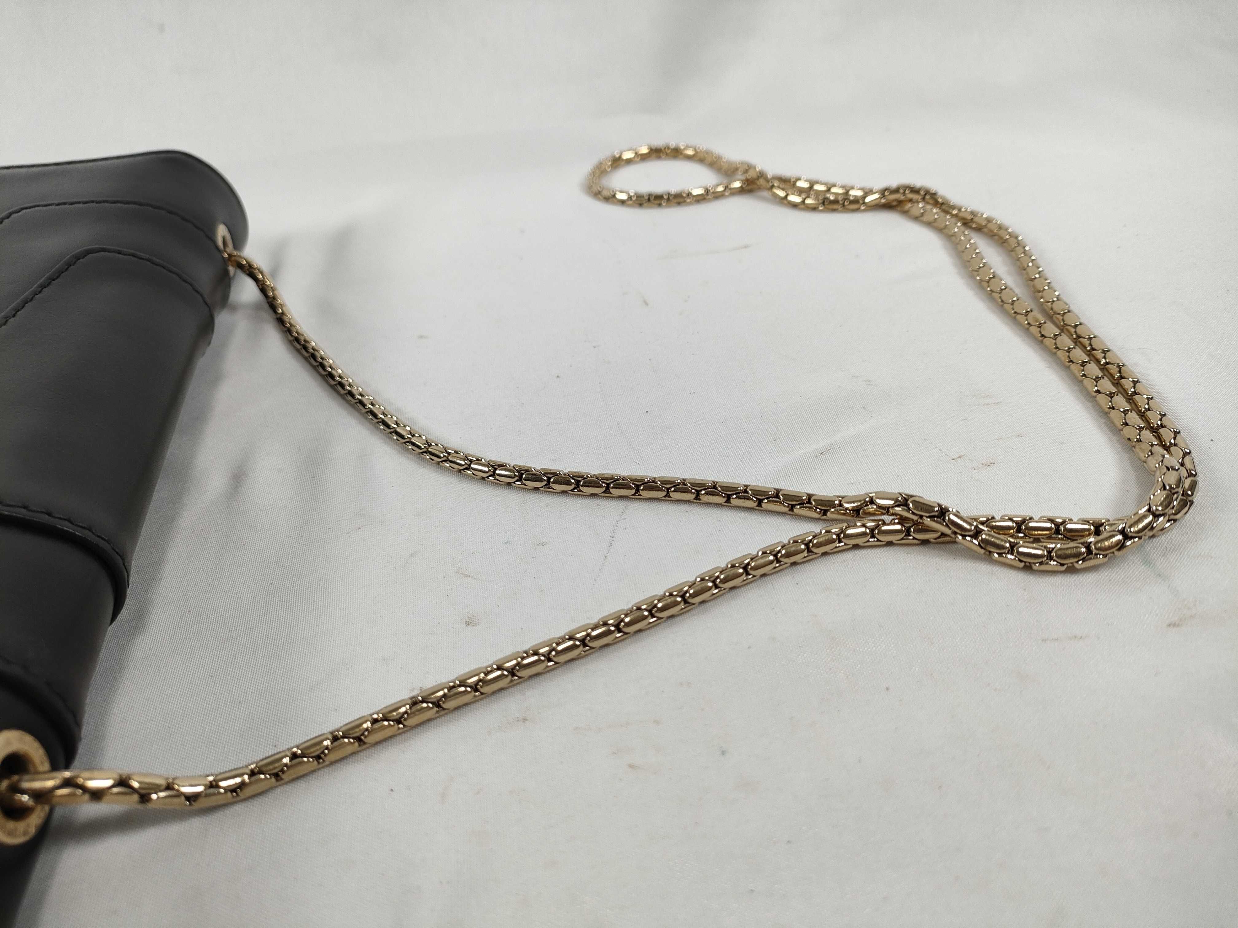 Bulgari Serpenti Bicolor Leather Chain Shoulder Bag Black Shoulder Bag — view 3