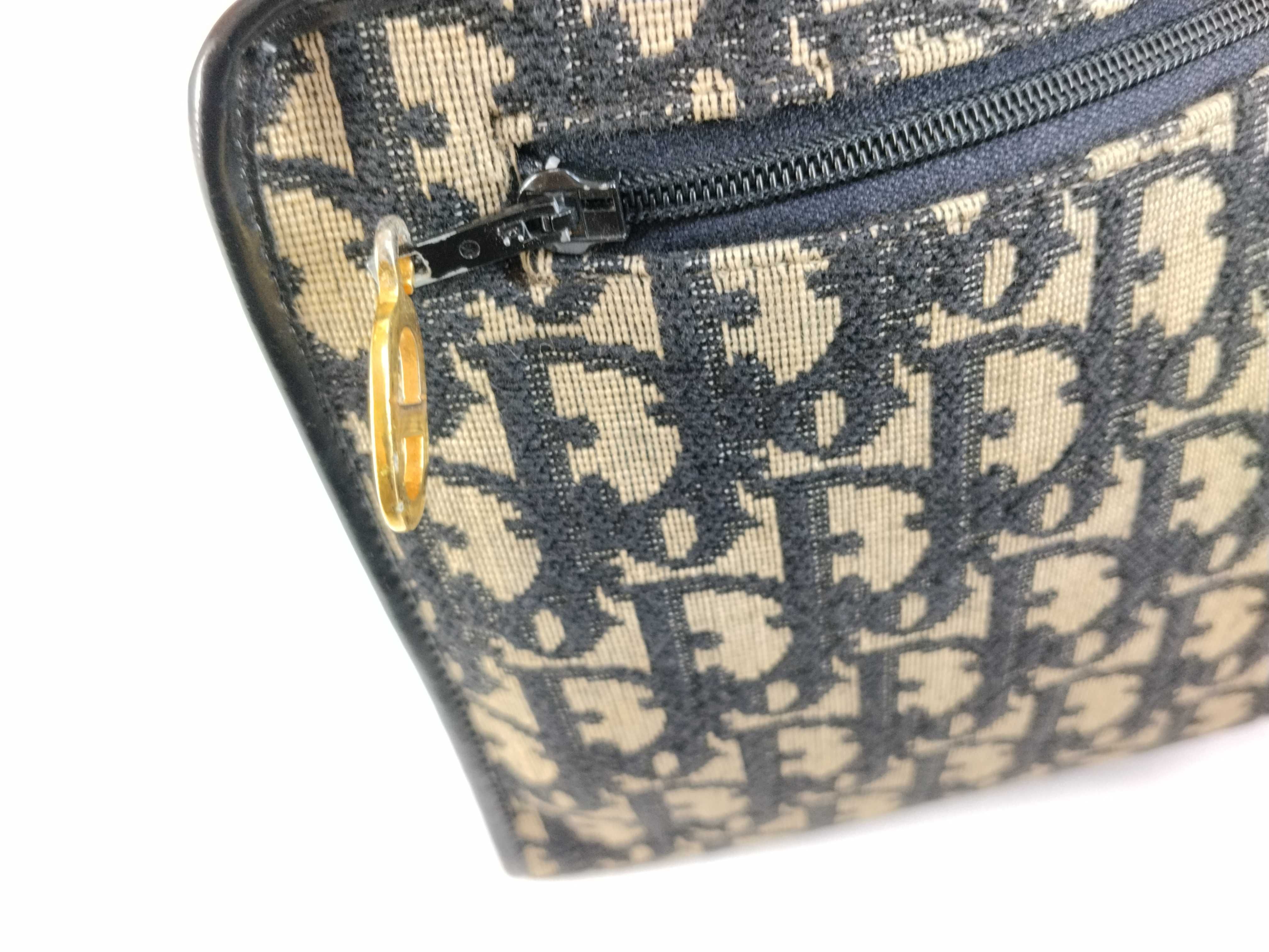 Trotter Christian / Trotter / Handbag / Canvas Handbag — view 13
