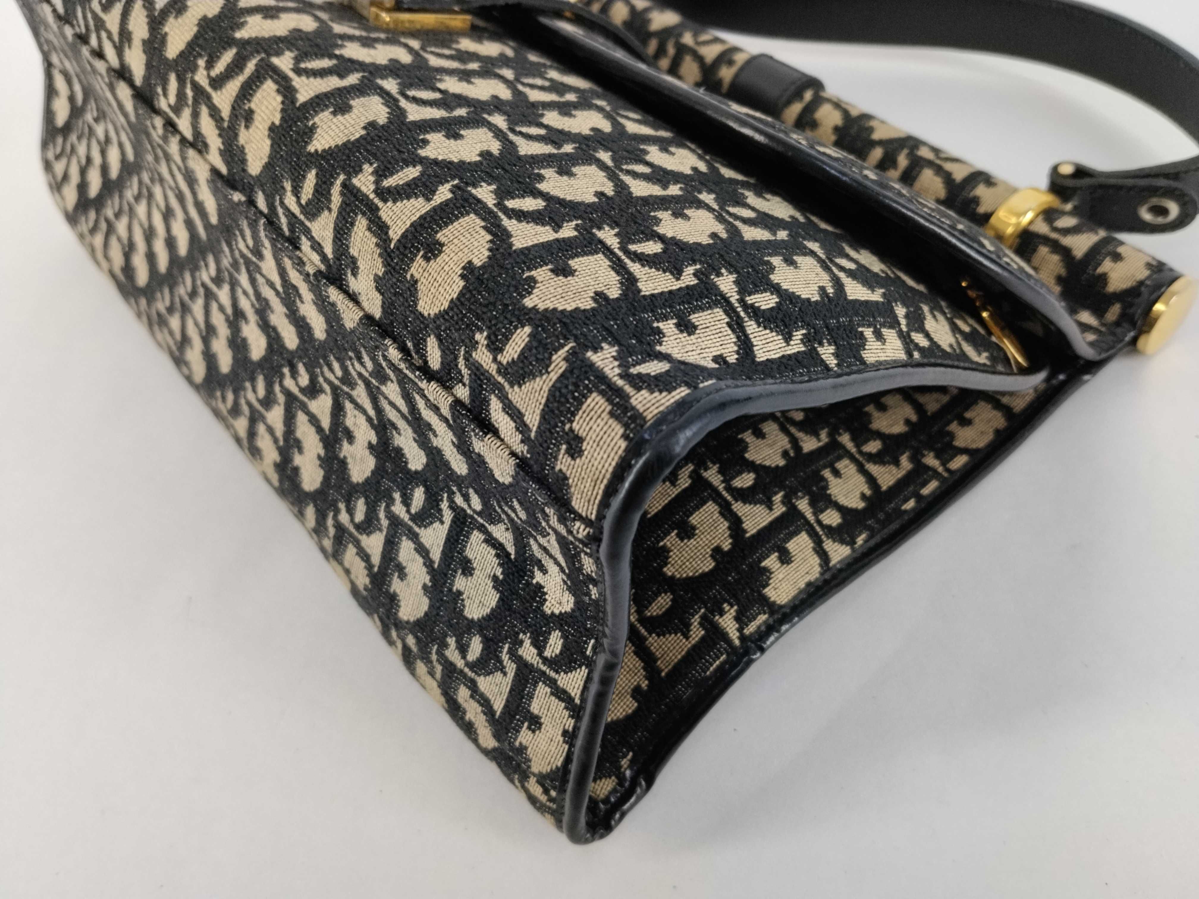 Trotter Christian / Trotter / Handbag / Canvas Handbag — view 6