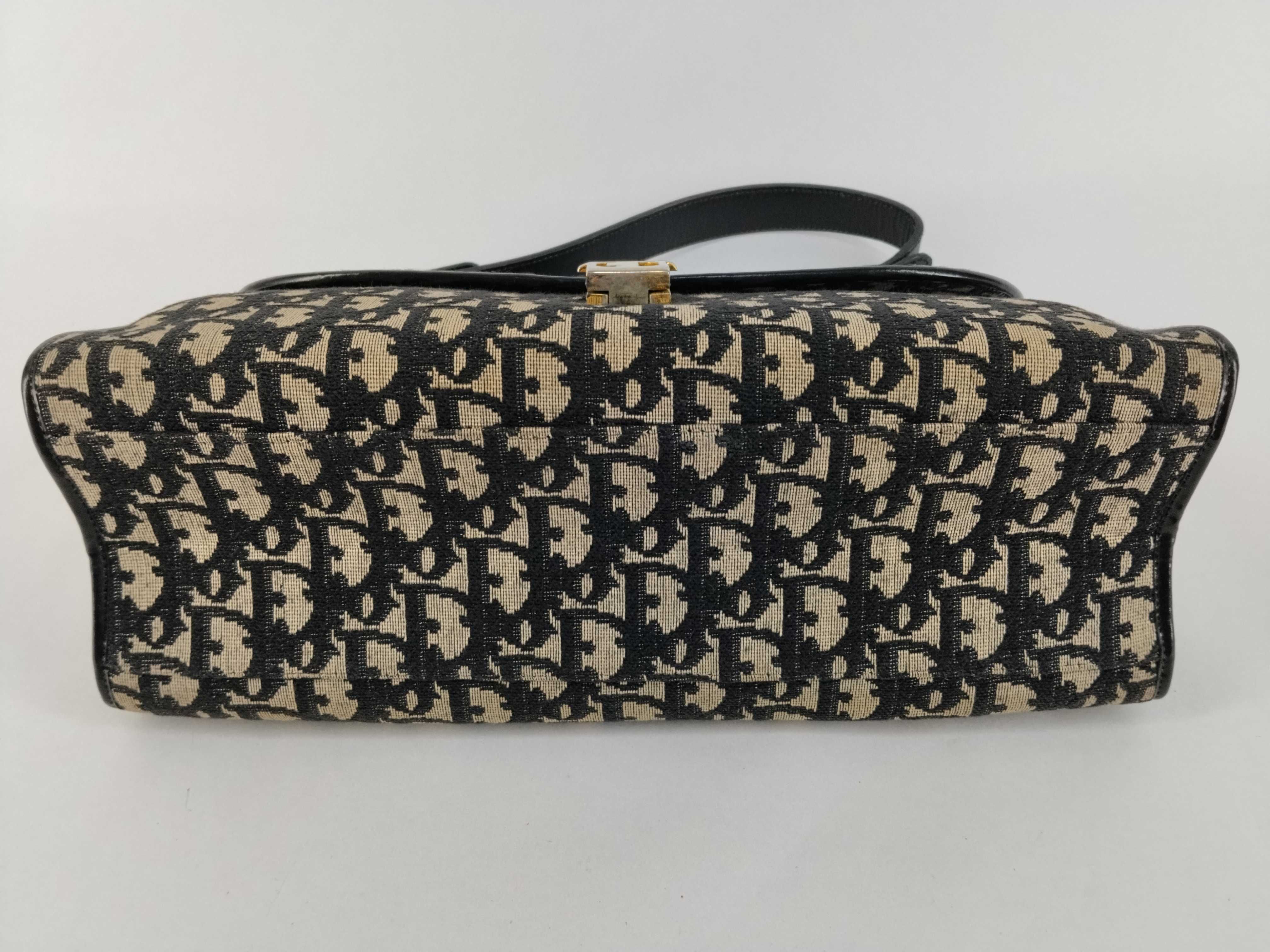 Trotter Christian / Trotter / Handbag / Canvas Handbag — view 7