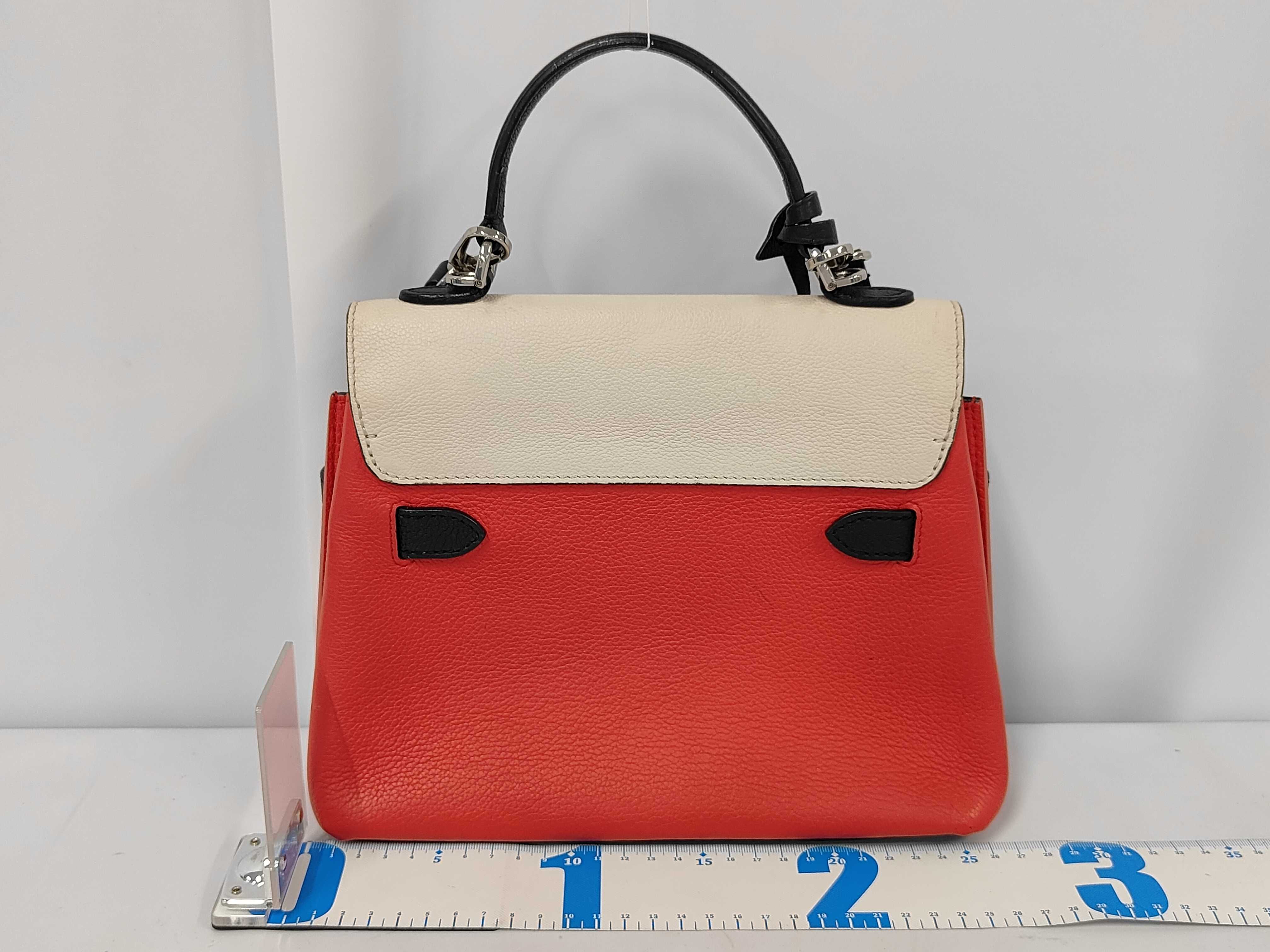 Lockme Ever BB Handbag — view 2