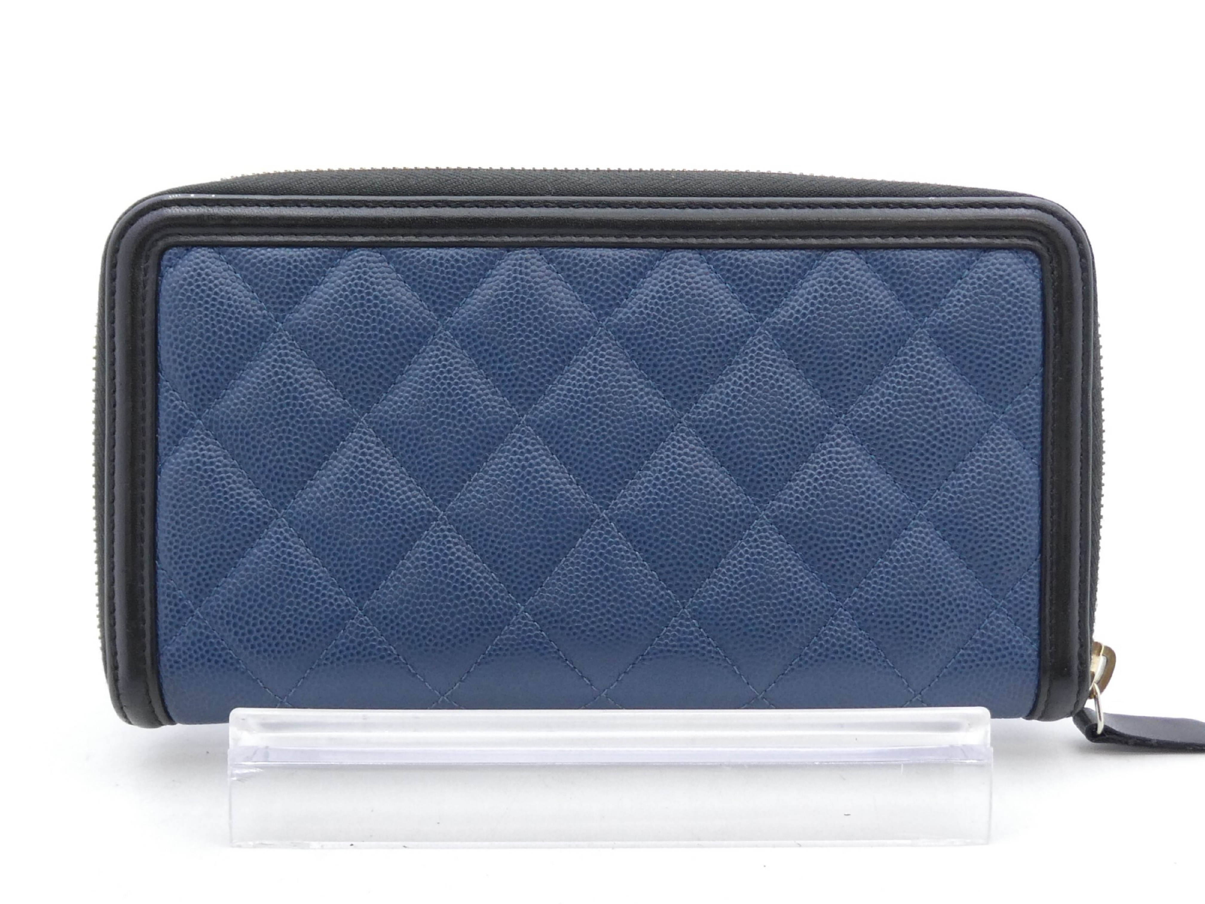 CC Filigree Matelassé Caviar Skin Wallet — view 2