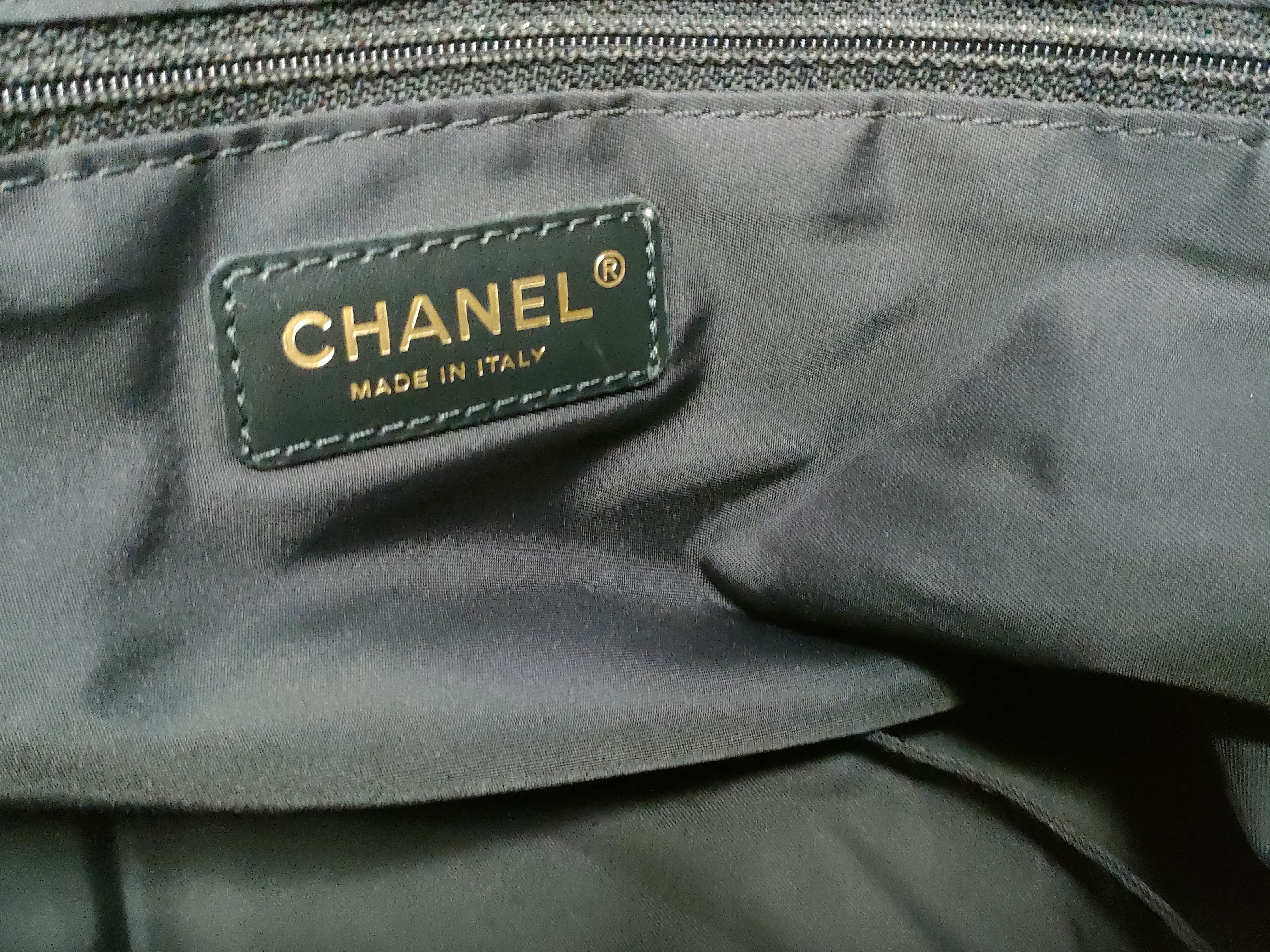 New Travel Line MM Gold Hardware Tote Bag (Serial Number 9 series, no "G") — view 11