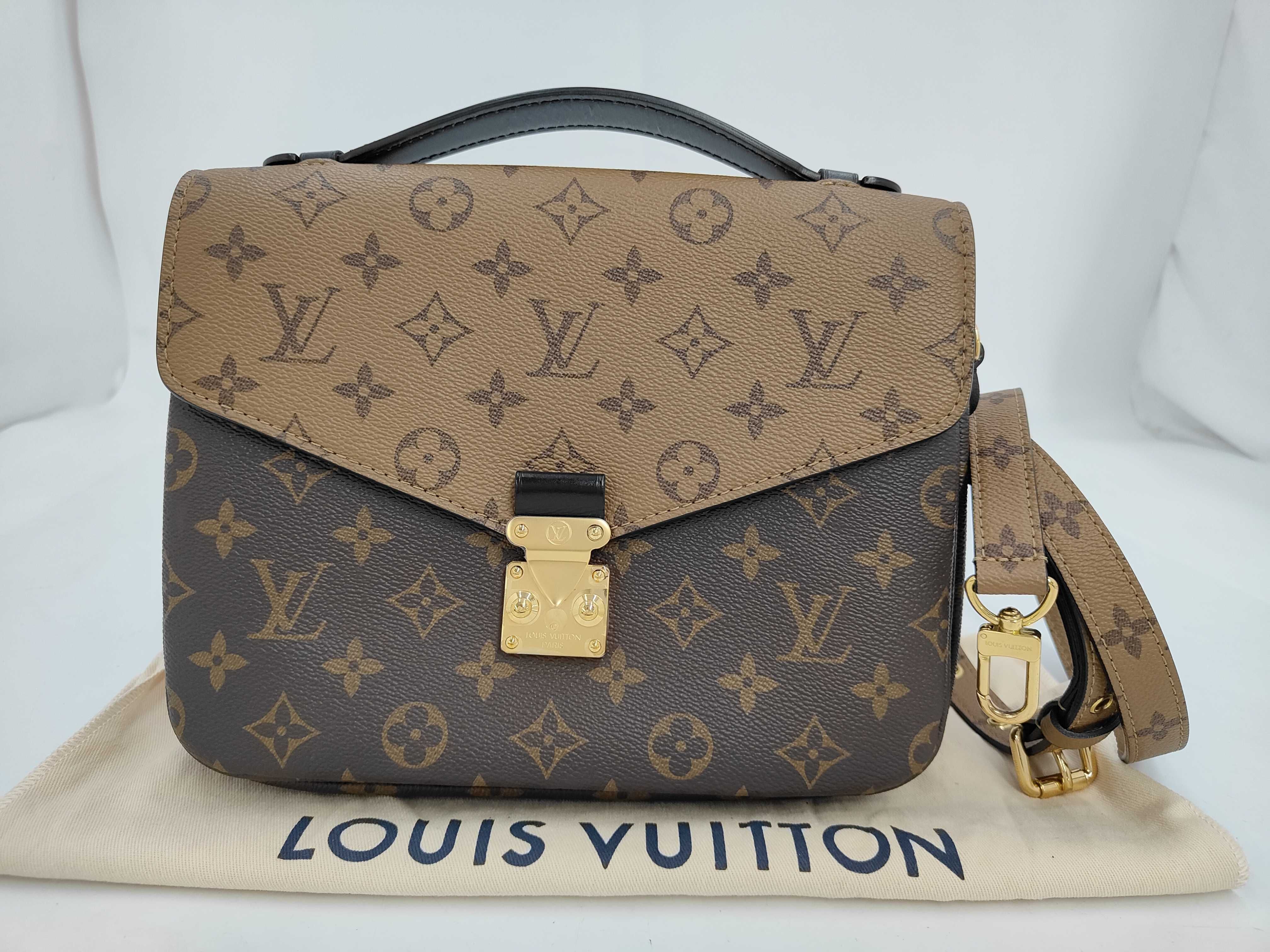 Pochette Metis MM Monogram Reverse M44876 Handbag