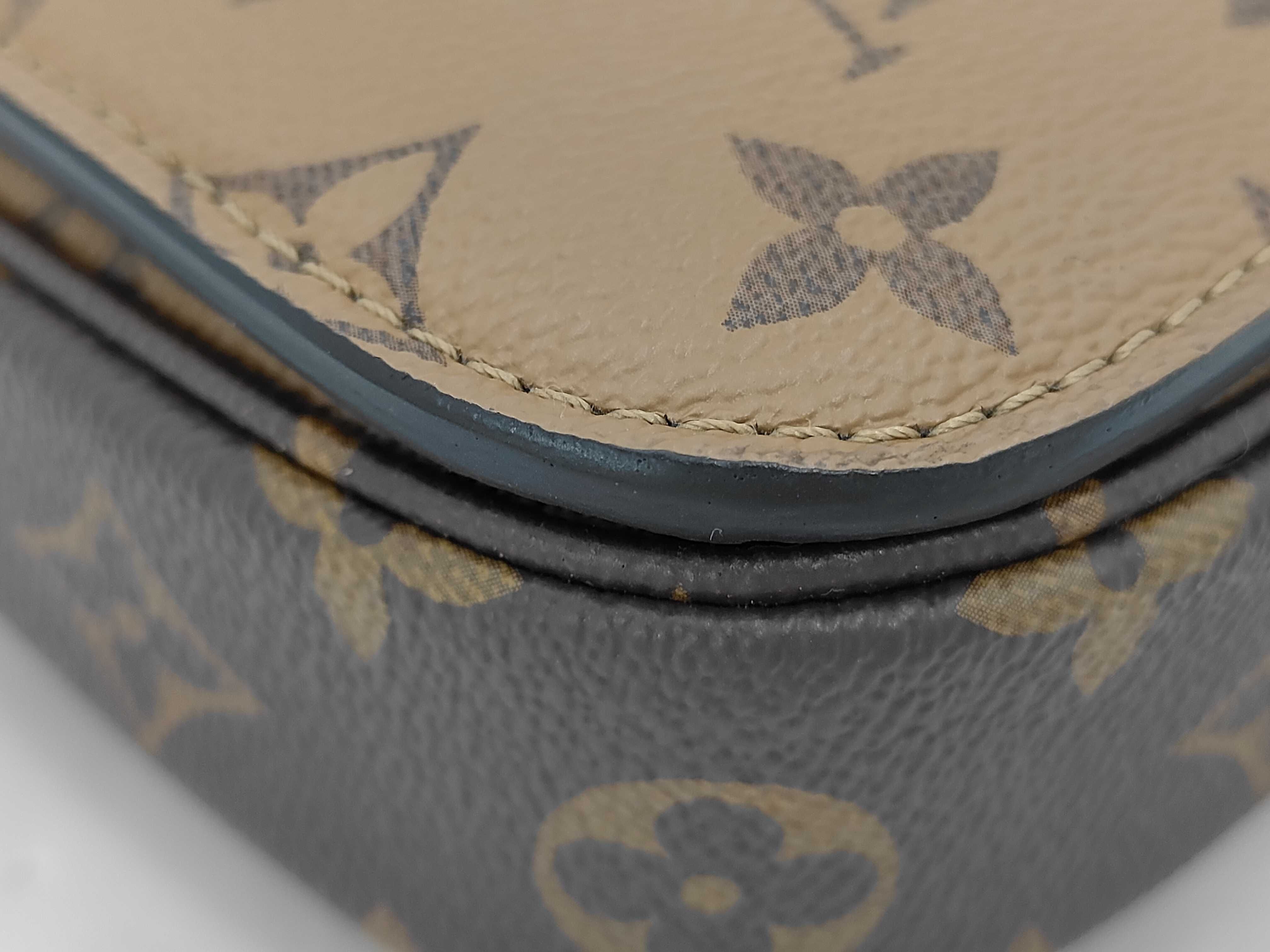 Pochette Metis MM Monogram Reverse M44876 Handbag — view 3