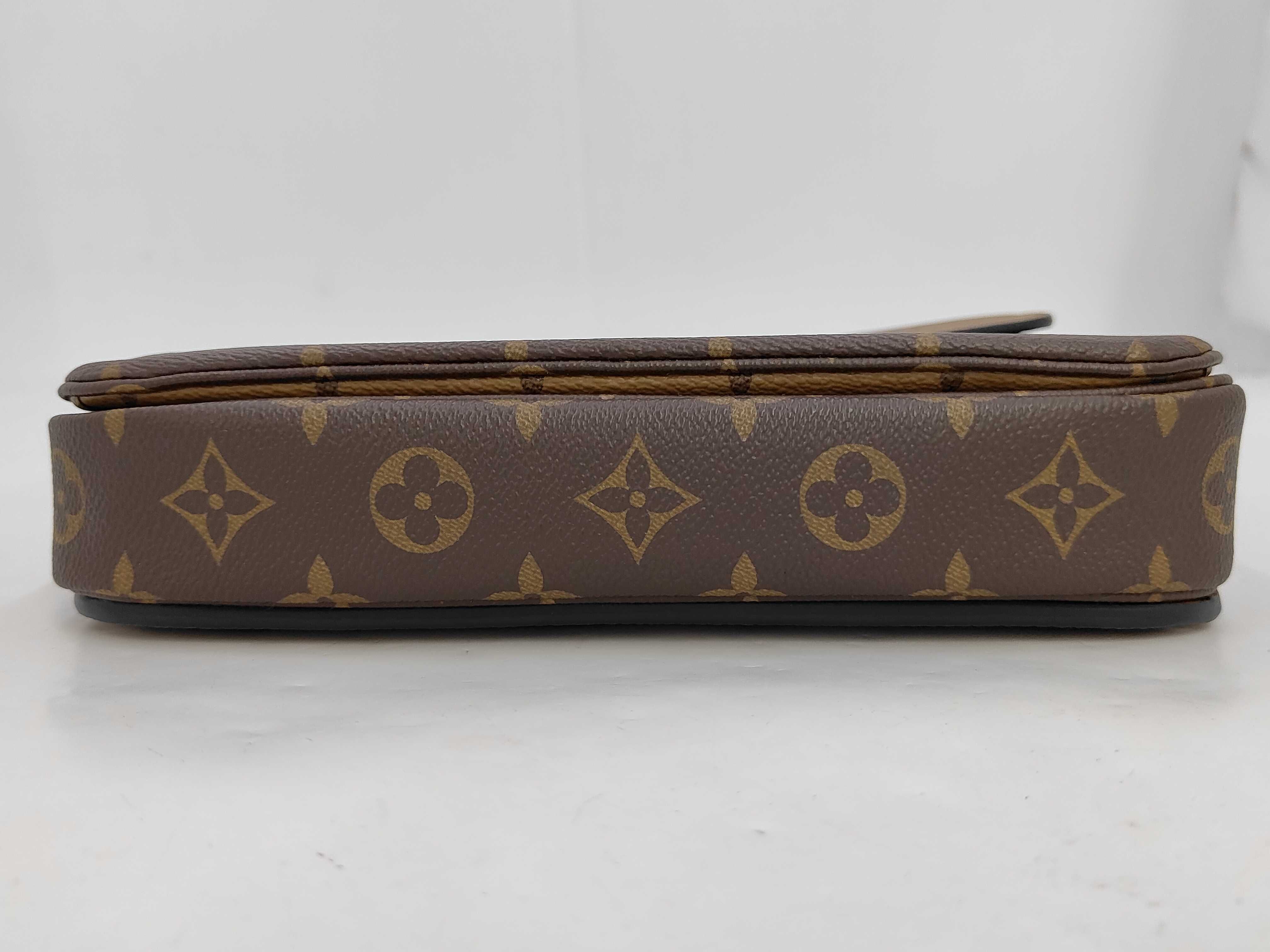 Pochette Metis MM Monogram Reverse M44876 Handbag — view 4