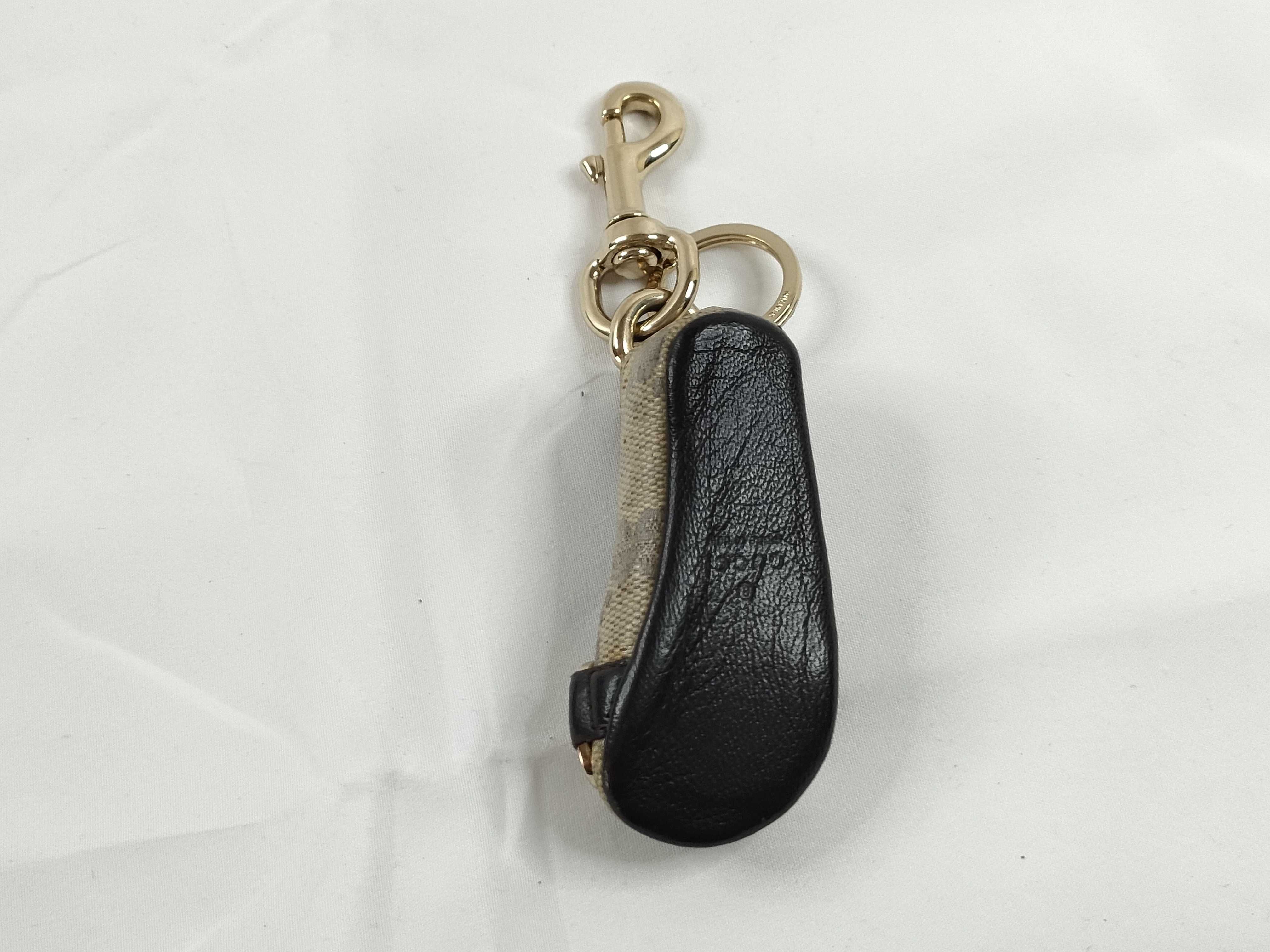 Keychain / Keyring / PVC Key Case & Keychain — view 2
