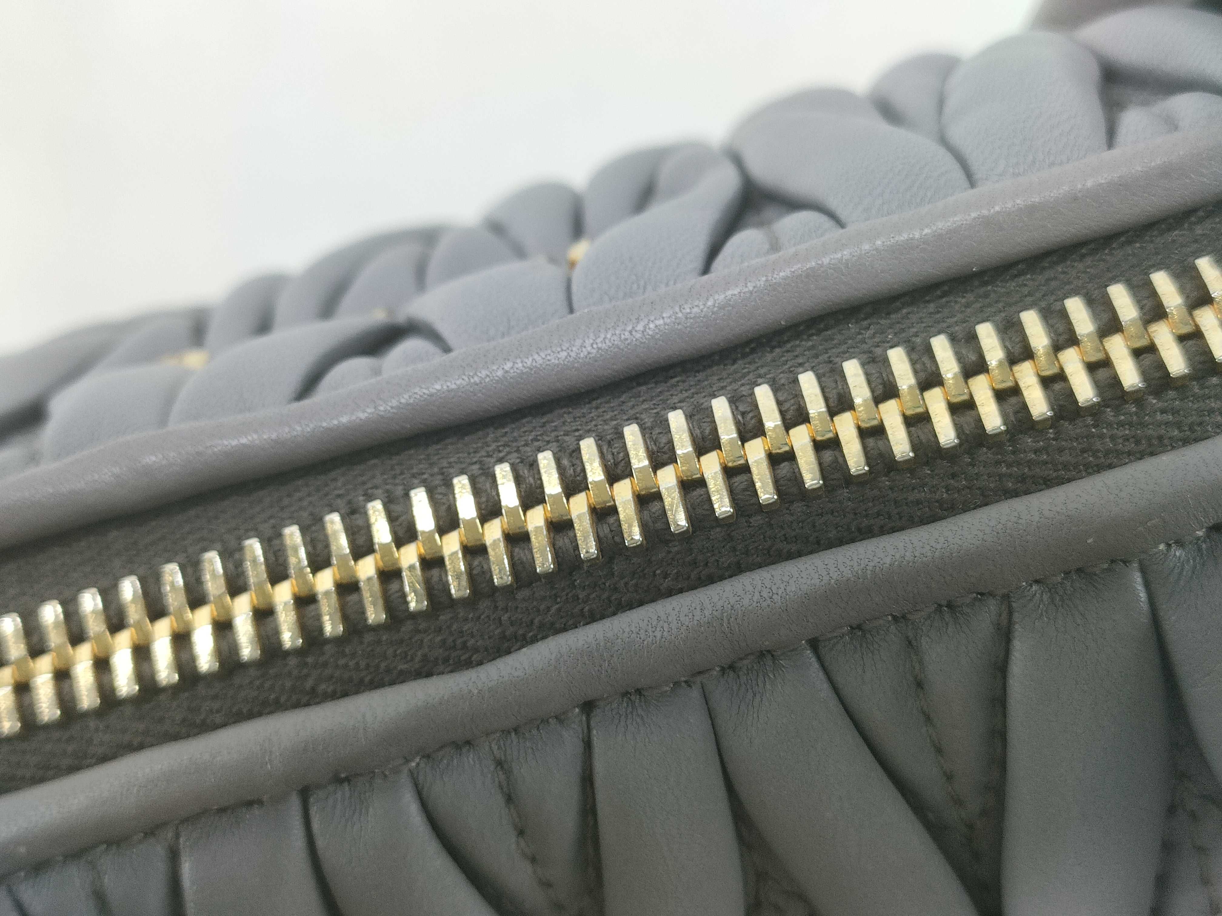 TR- Matelasse Tote Bag (Handbag) — view 9