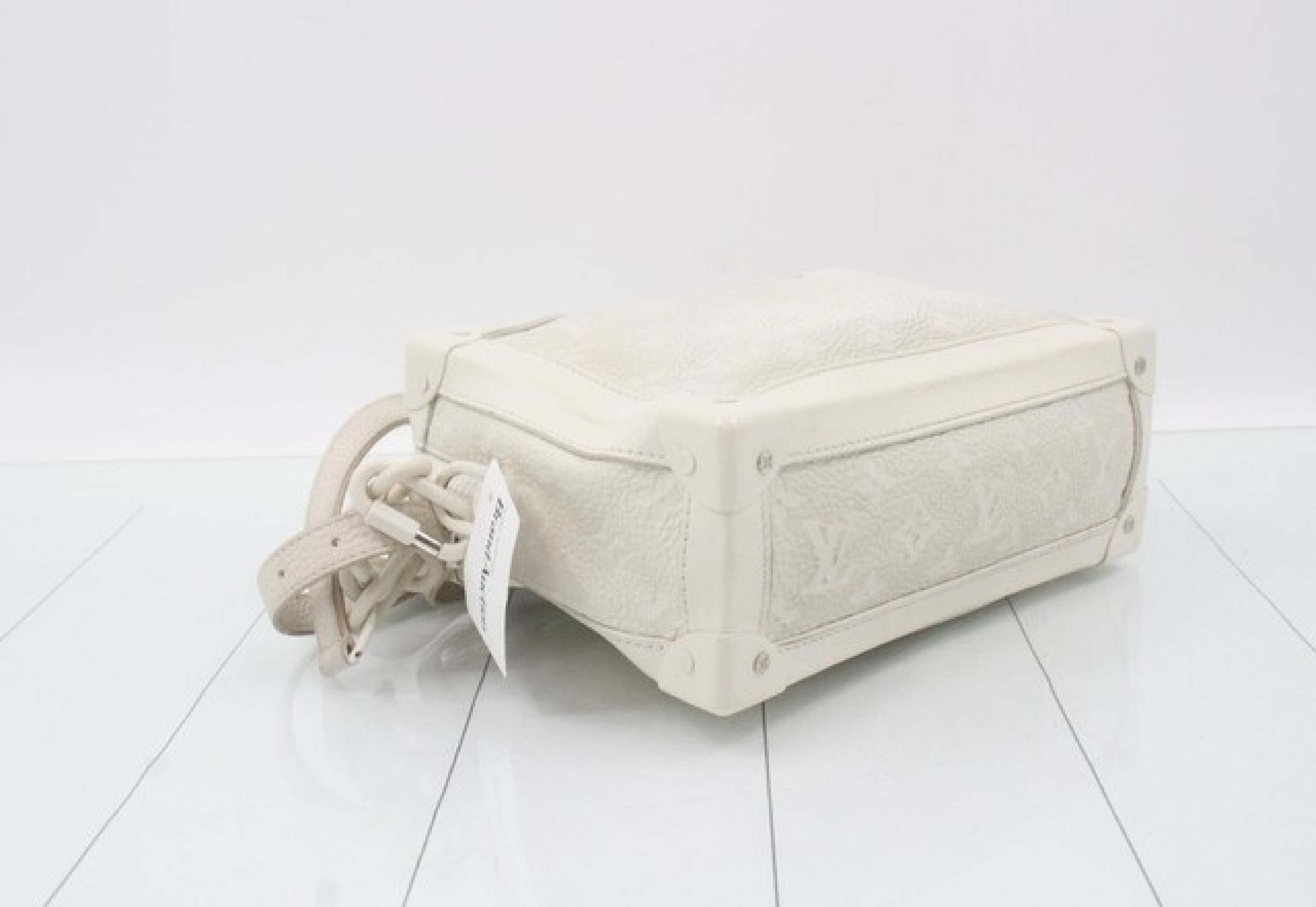 Soft Trunk DU5108 Shoulder Bag — view 3