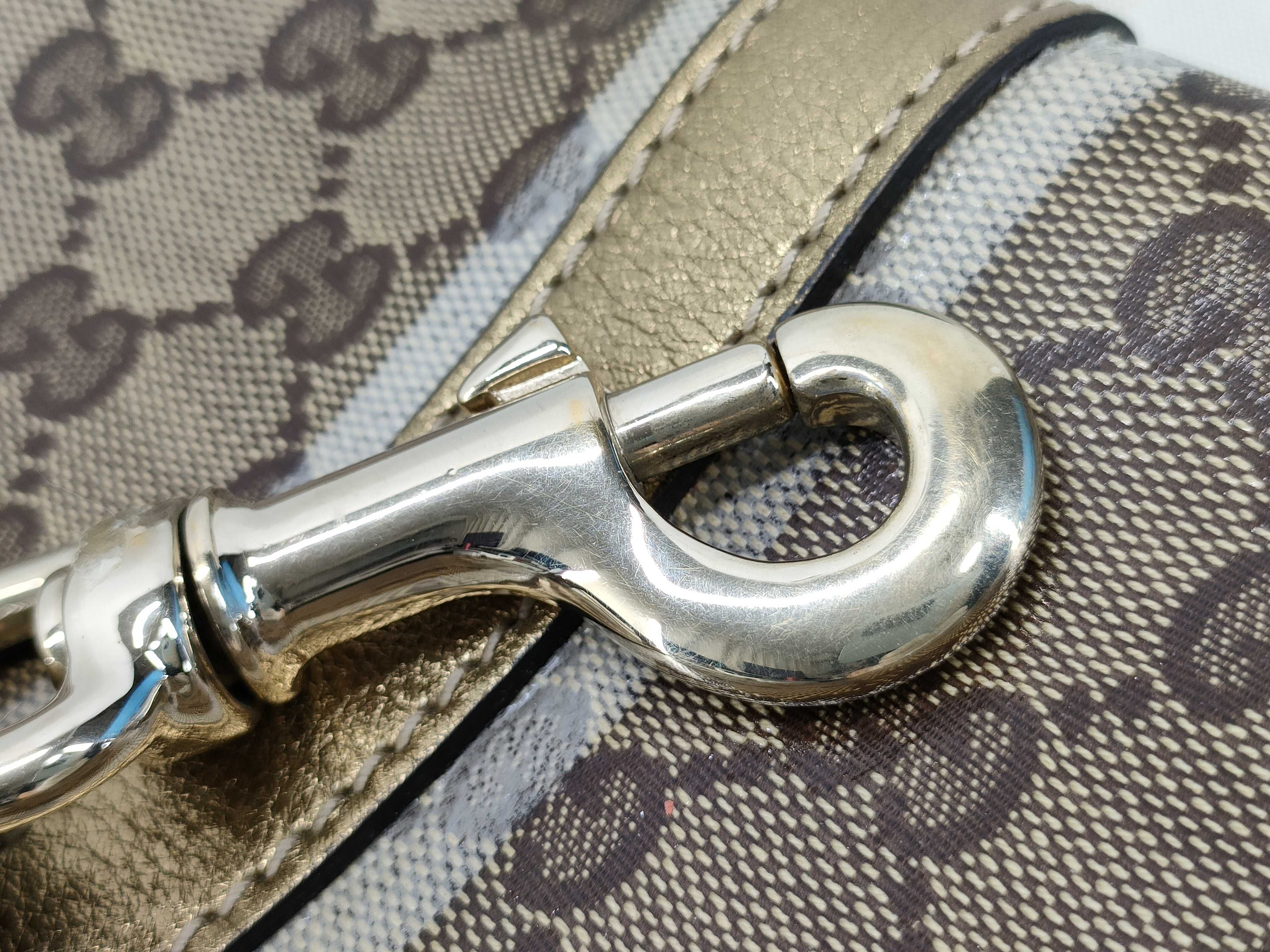 GG Canvas Shoulder Bag Handbag — view 15