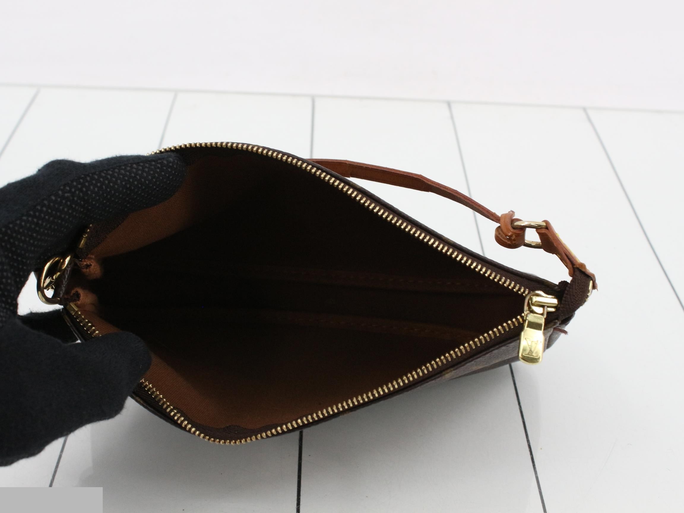Monogram Pochette Accessoires (older model) handbag — view 4
