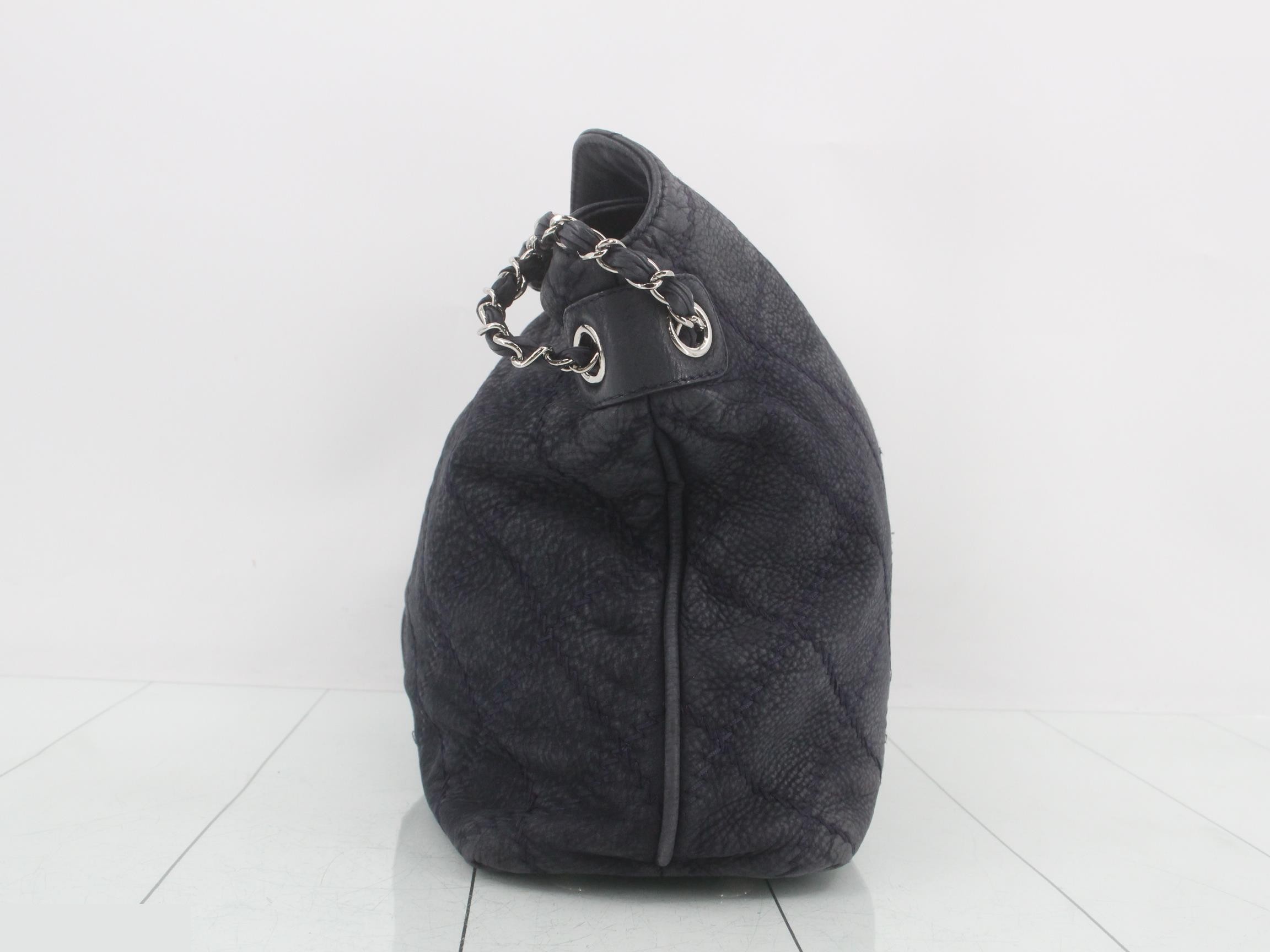 Matelassé (bag) - Shoulder bag — view 3