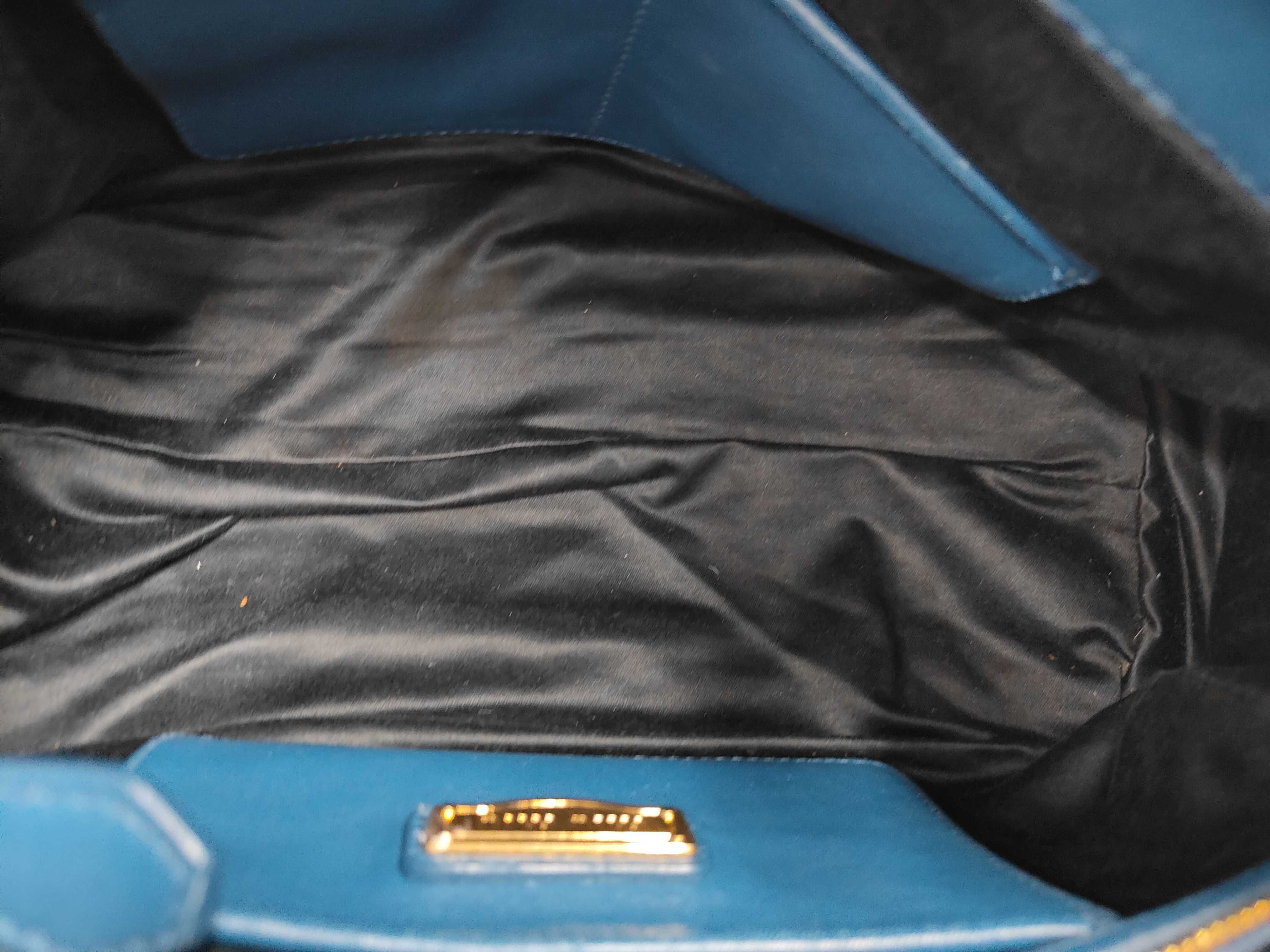 2-way Matelassé Shoulder Bag, Blue Handbag — view 9