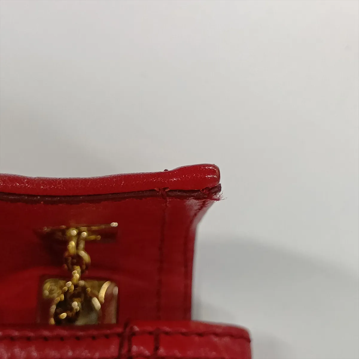 8BT139 Leather Chain Shoulder Bag, Red — view 13