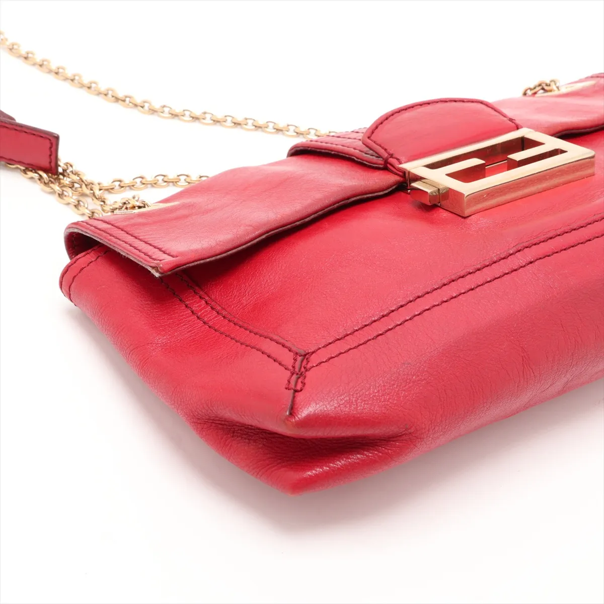 8BT139 Leather Chain Shoulder Bag, Red — view 4