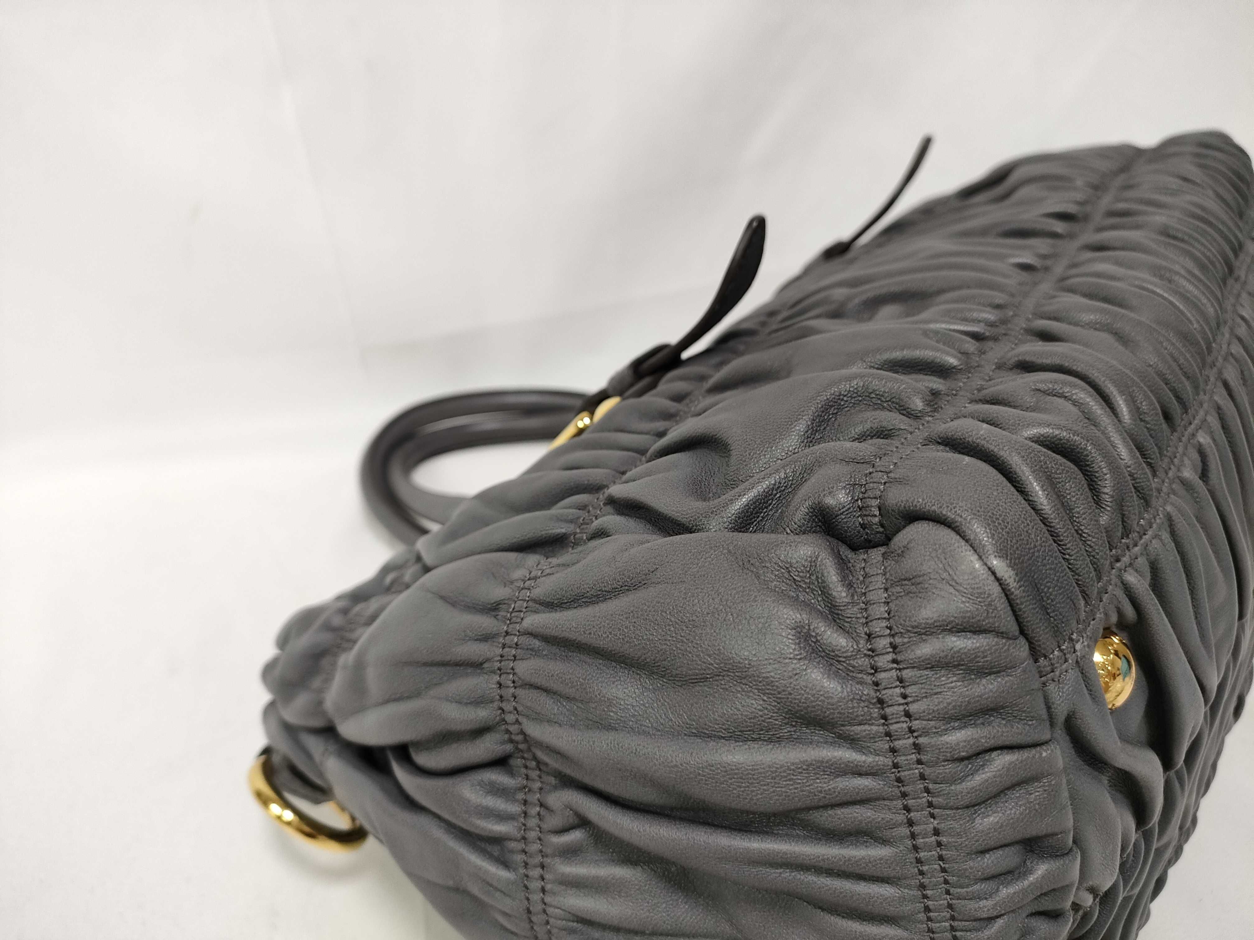 Leather Grey Nappa Gaufre 2-Way Handbag with Stitching Tag — view 5