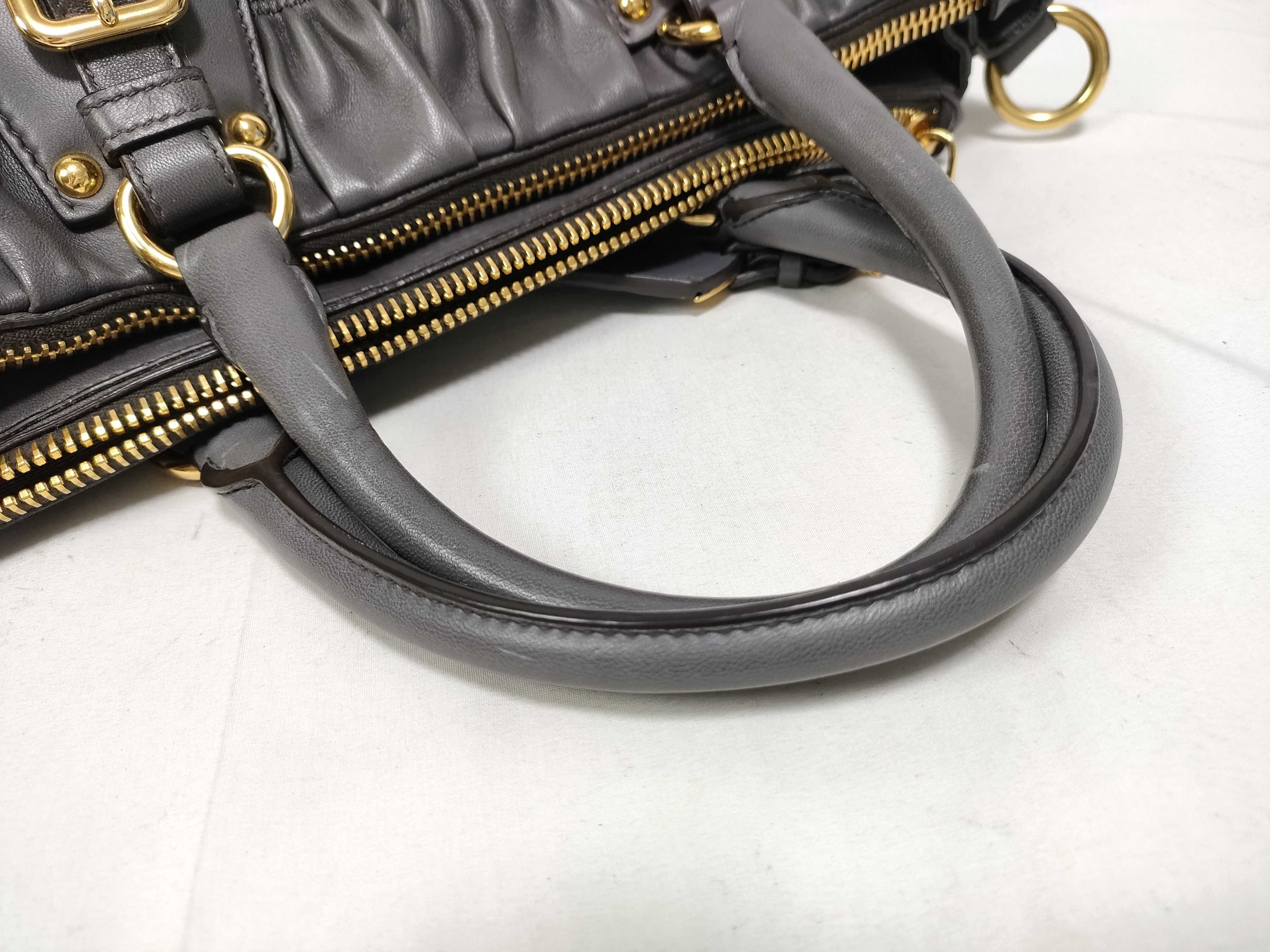 Leather Grey Nappa Gaufre 2-Way Handbag with Stitching Tag — view 9