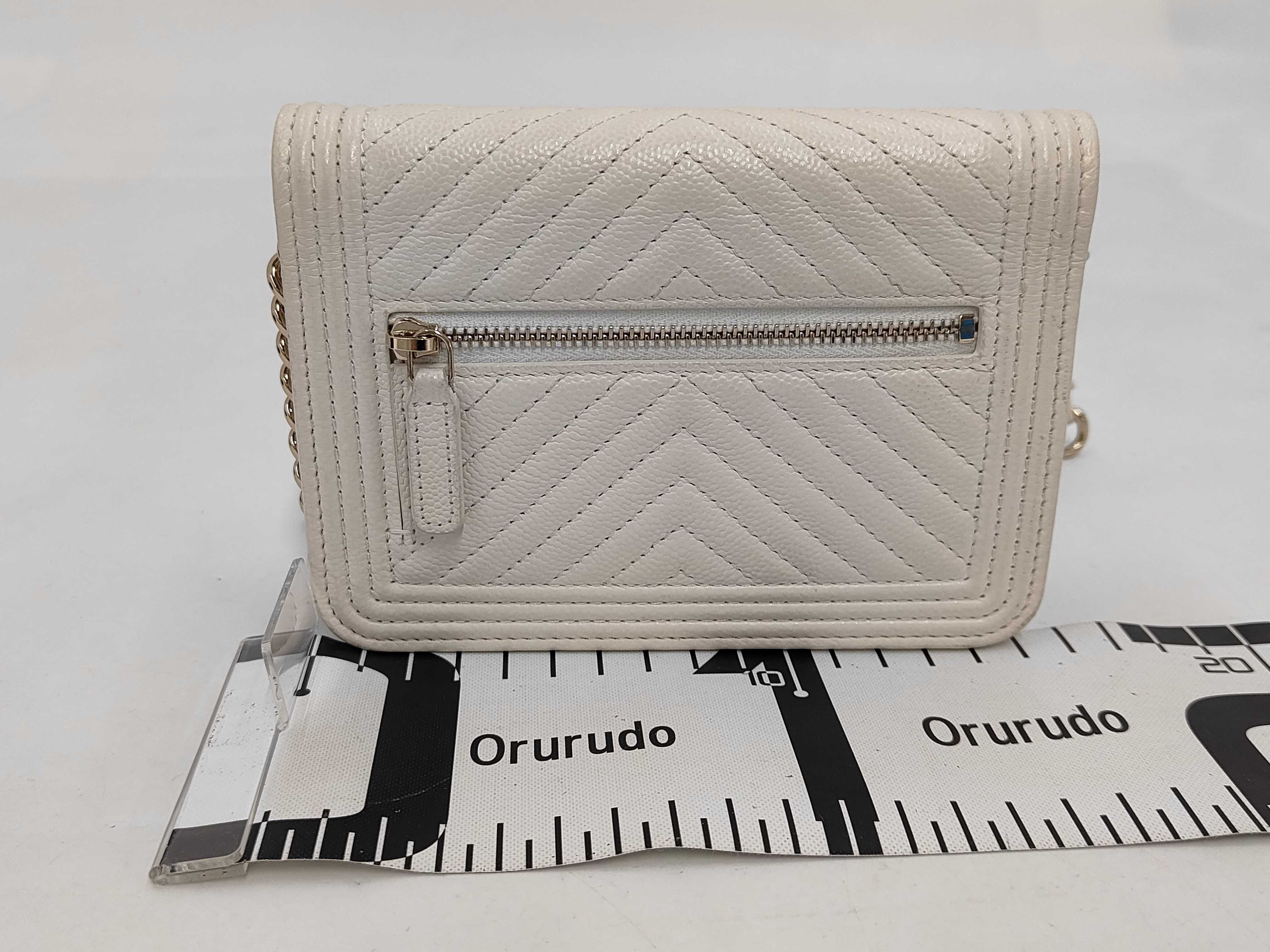 BAG BOY CAVIAR SKIN WALLET ON CHAIN ​​WHITE NO.31 Shoulder Bag — view 2