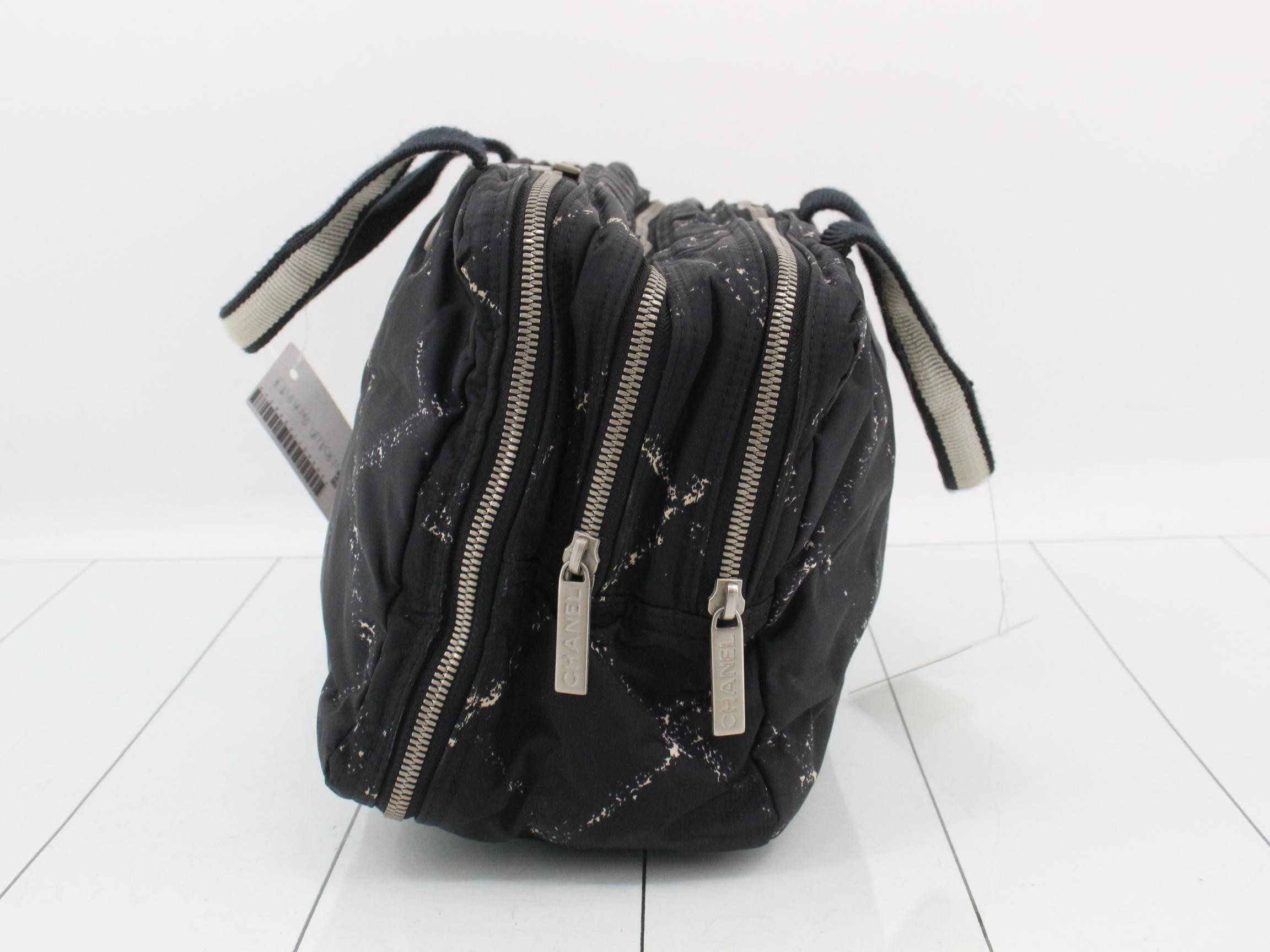 Old Travel Line Handbag — view 3