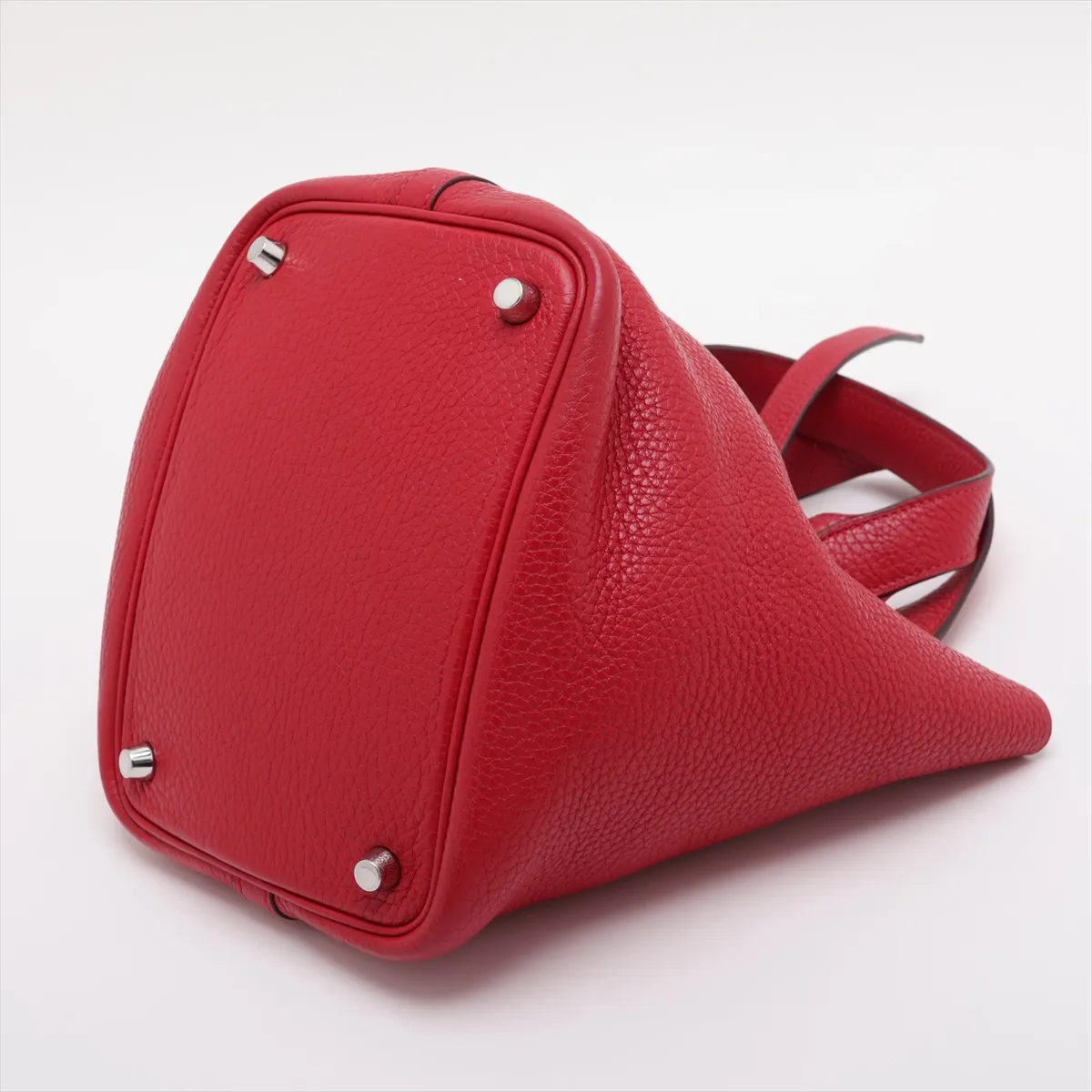 Picotin Lock 18 PM, Taurillon Clemence leather, Rouge Casaque, Silver hardware, A: 2017 — view 3
