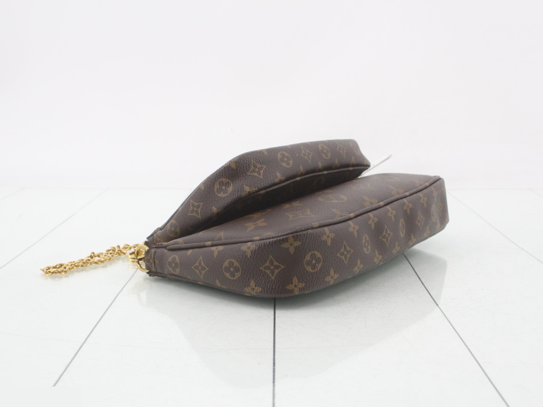 Multi Pochette Accessoires Khaki 2-Way Shoulder Bag — view 5