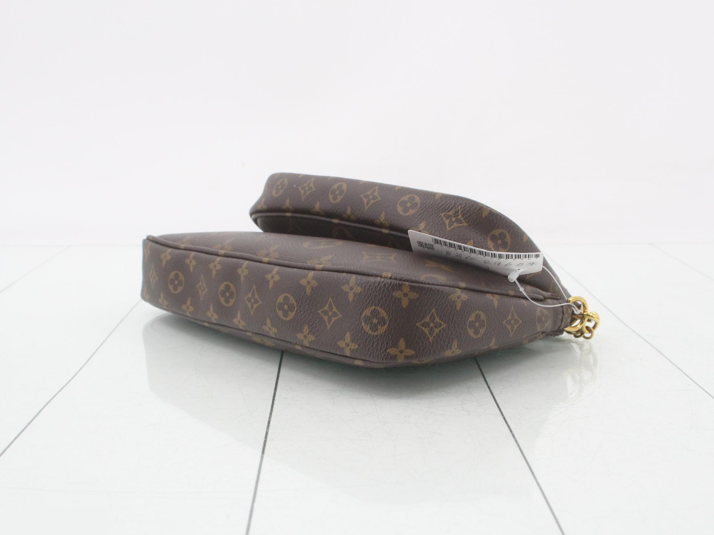 Multi Pochette Accessoires Khaki 2-Way Shoulder Bag — view 6
