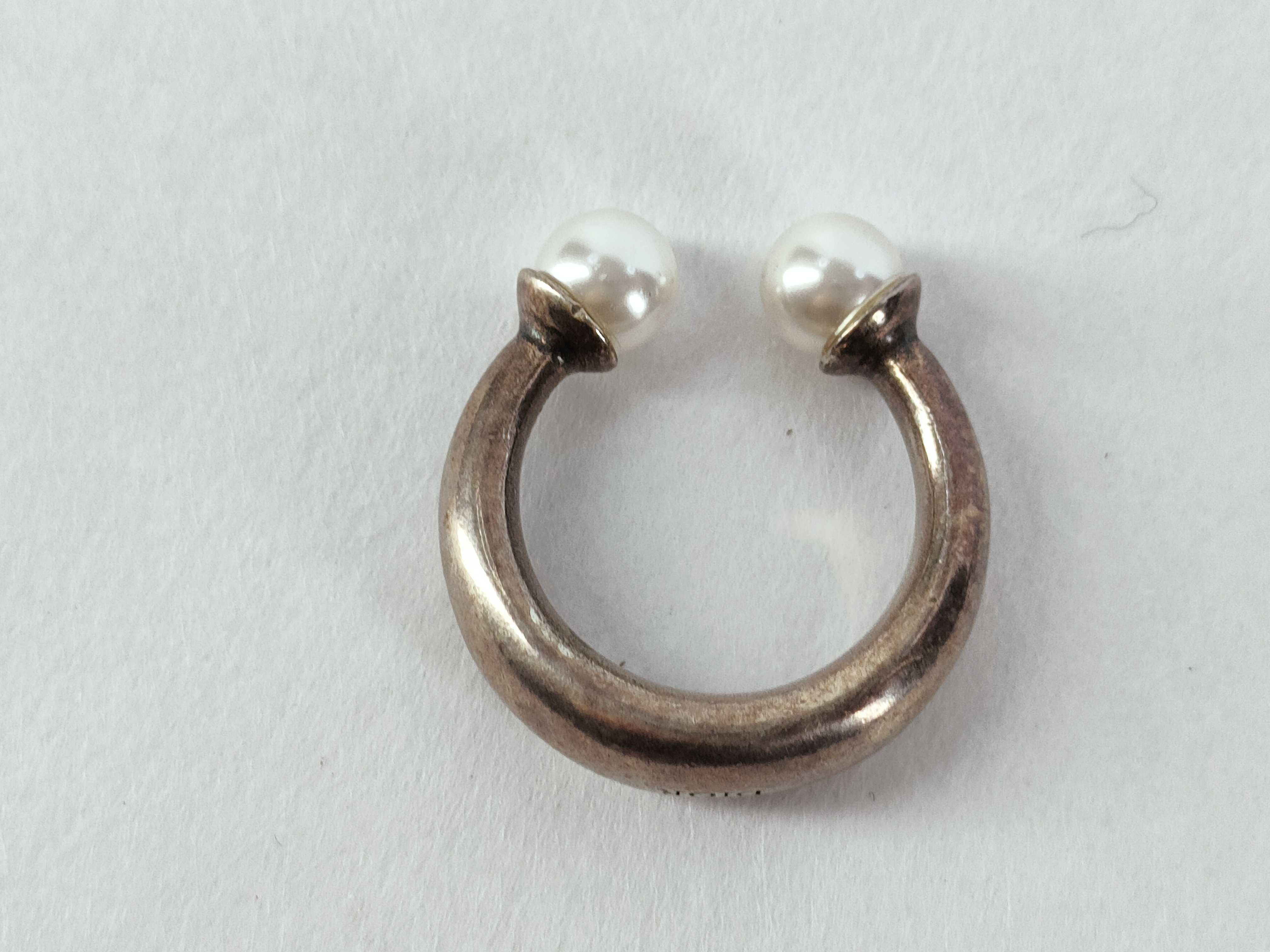 Tribal Pearl Ring, Size S — view 4