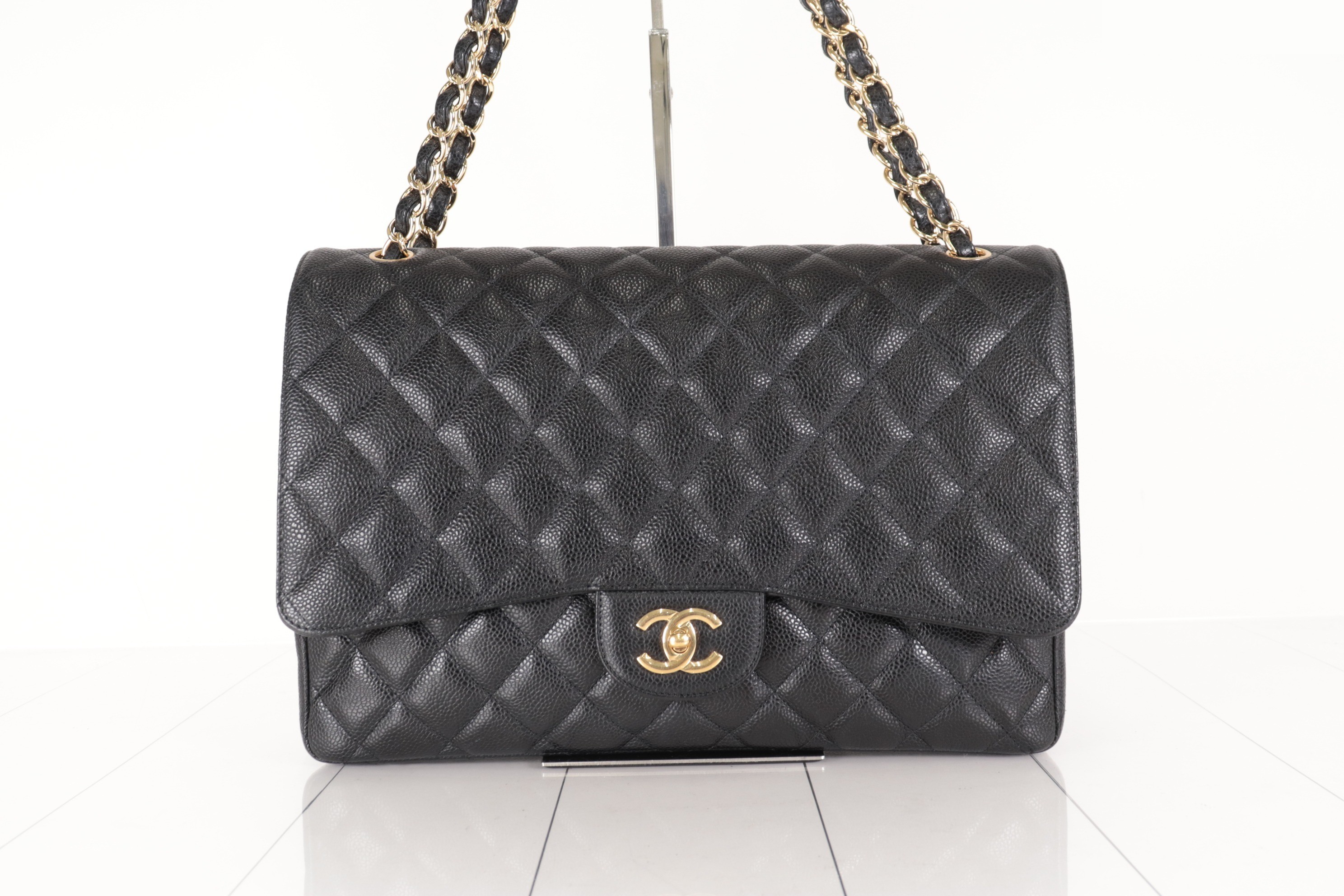 Dekamato Caviar Chain Shoulder Bag, Series 30s — view 2