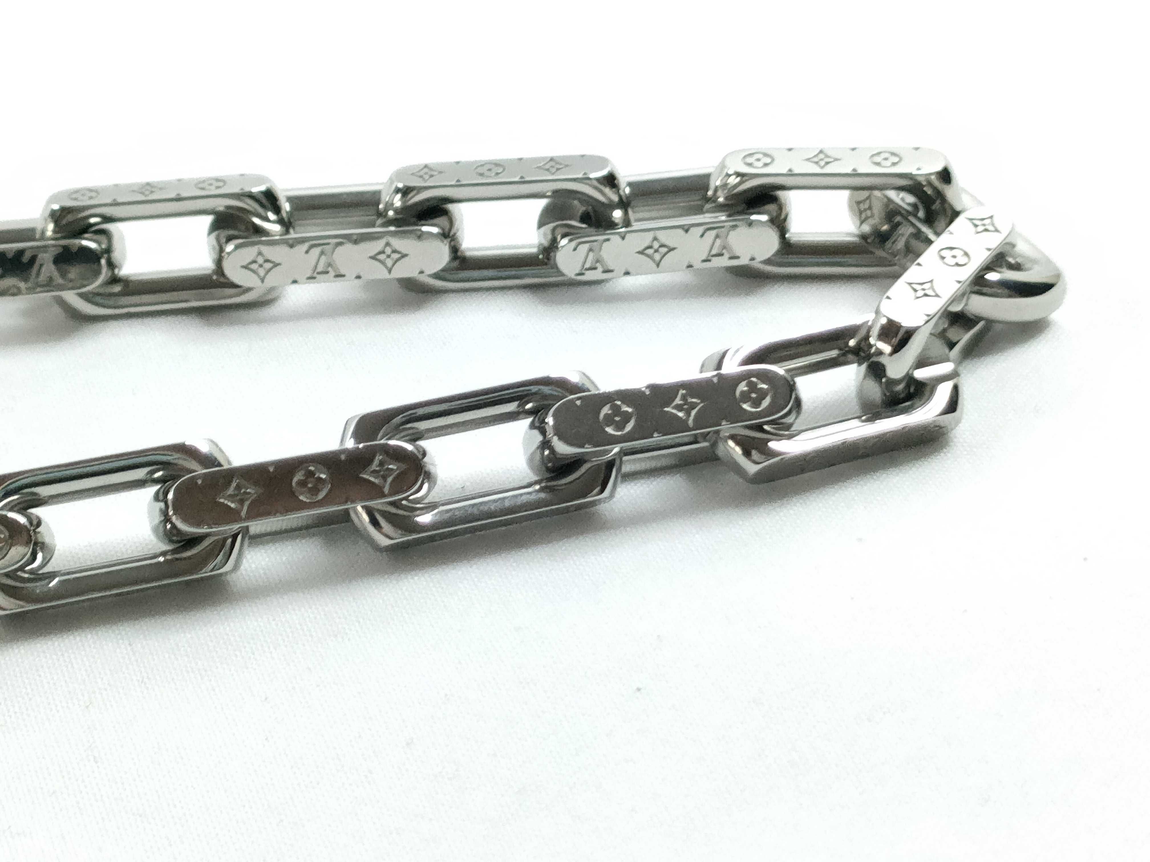 LV Chain Monogram Necklace M00307 Necklace — view 3