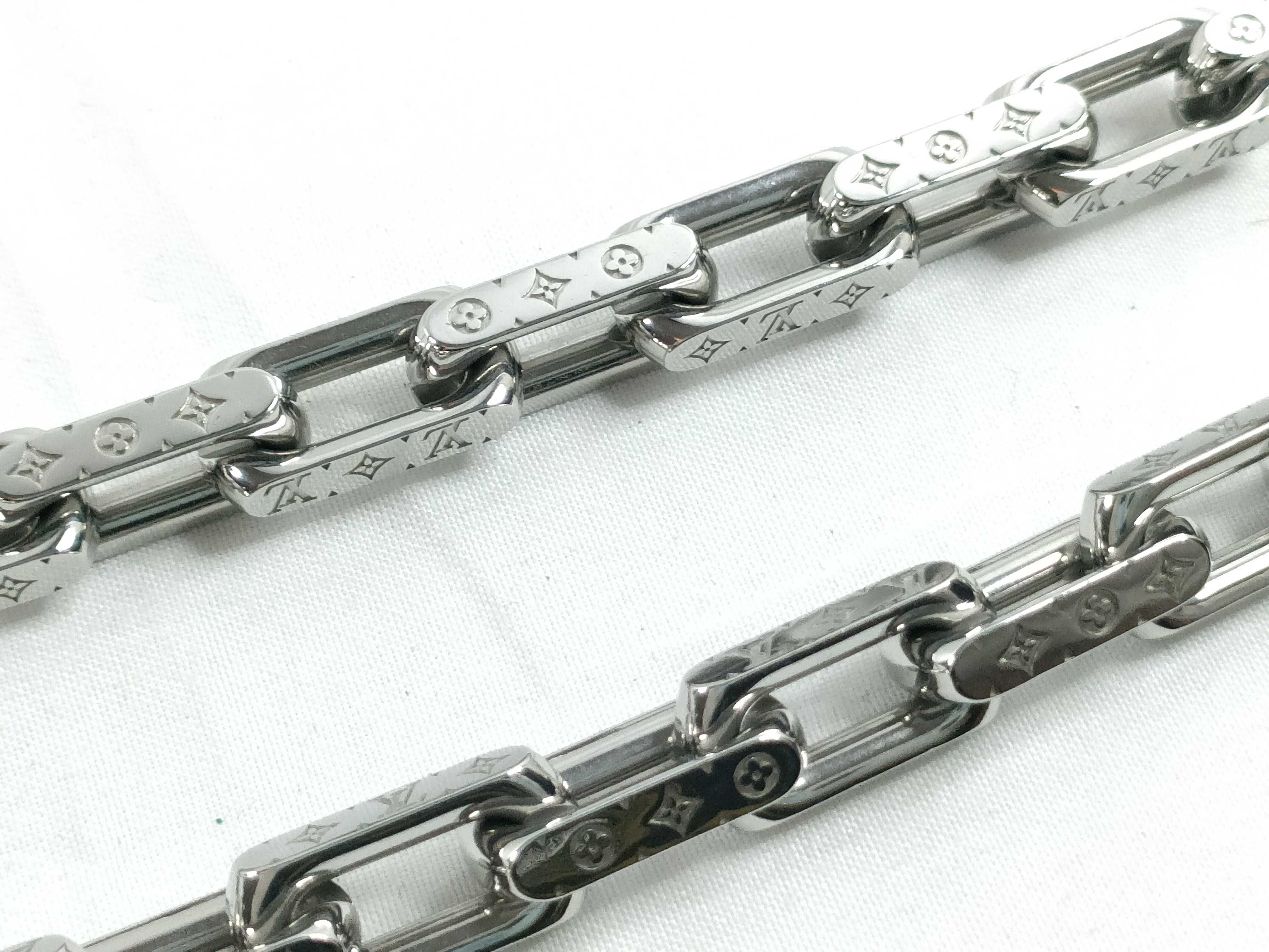 LV Chain Monogram Necklace M00307 Necklace — view 4