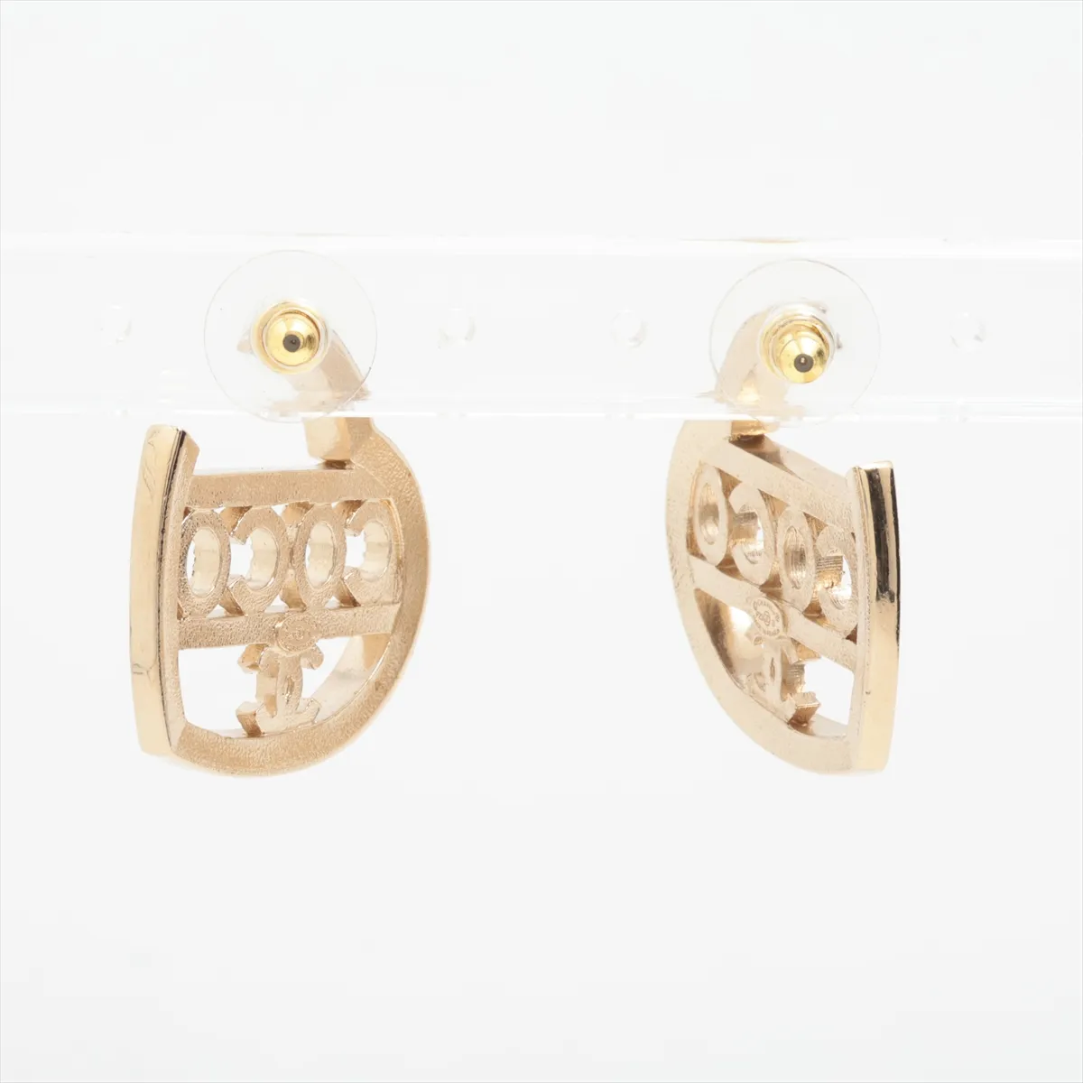 Cocomark Heart F23B Earrings (for both ears) GP x Rhinestone Gold — view 3