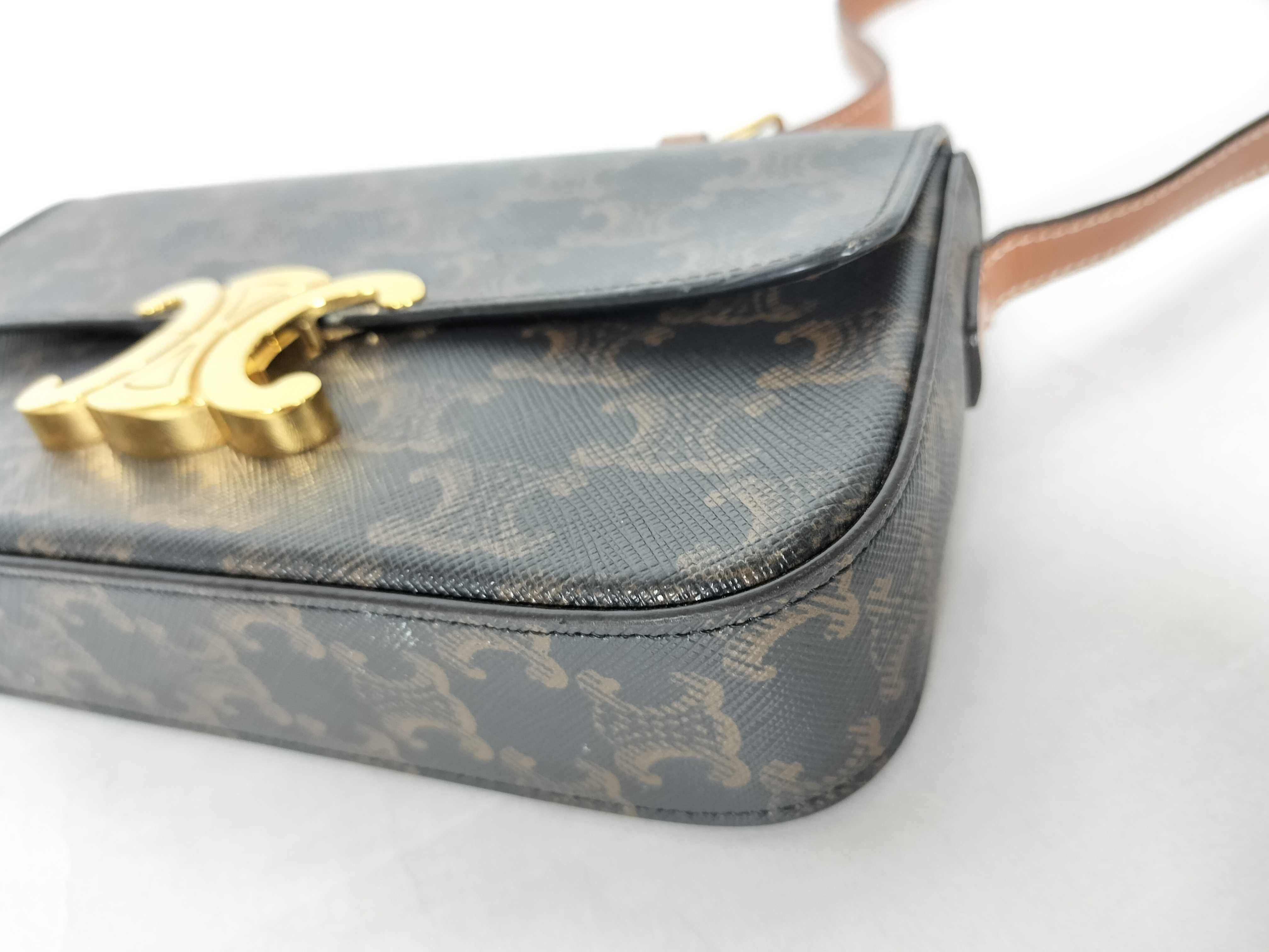 Claude Triomphe Gold Shoulder Bag — view 6