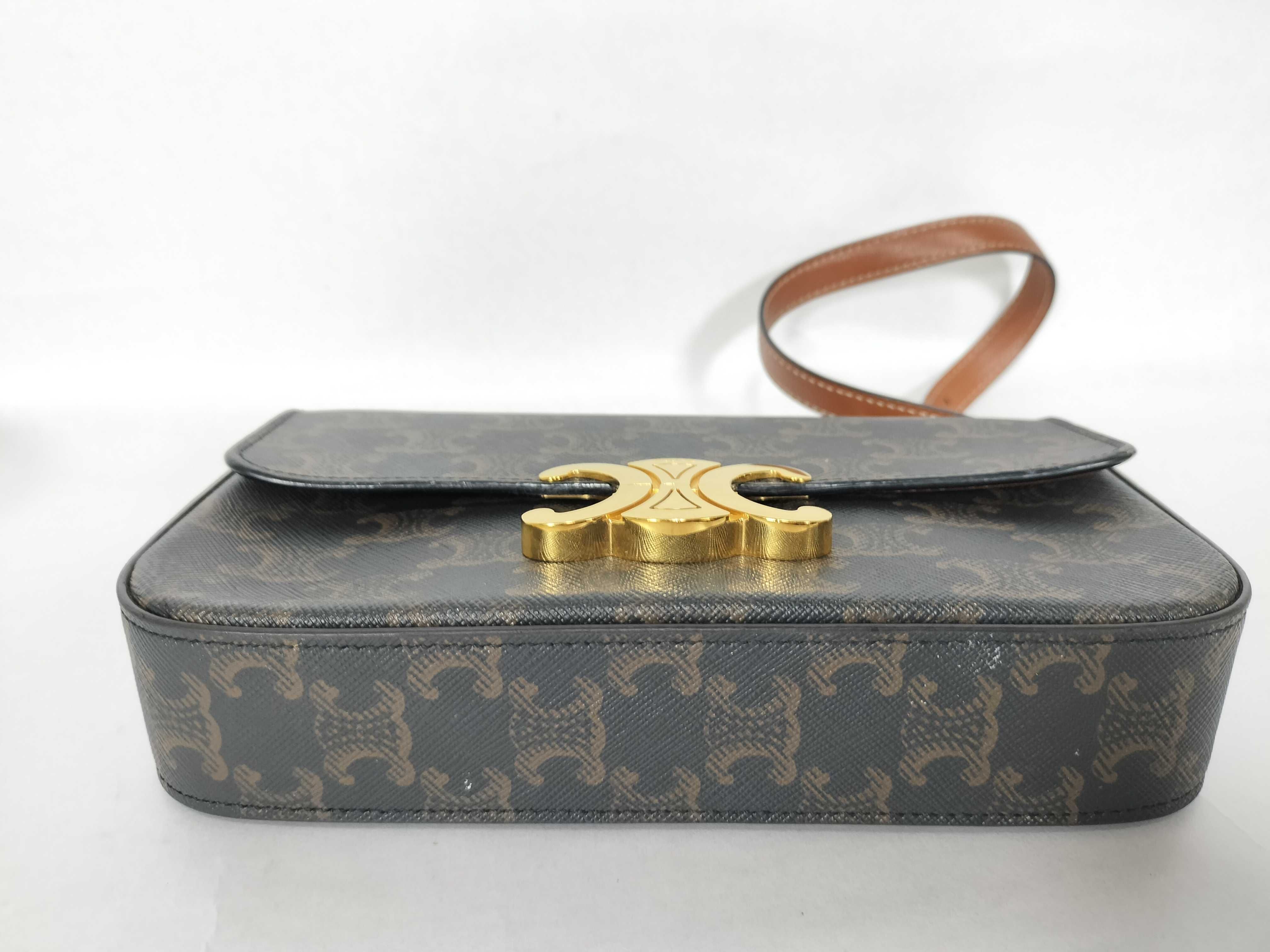 Claude Triomphe Gold Shoulder Bag — view 7