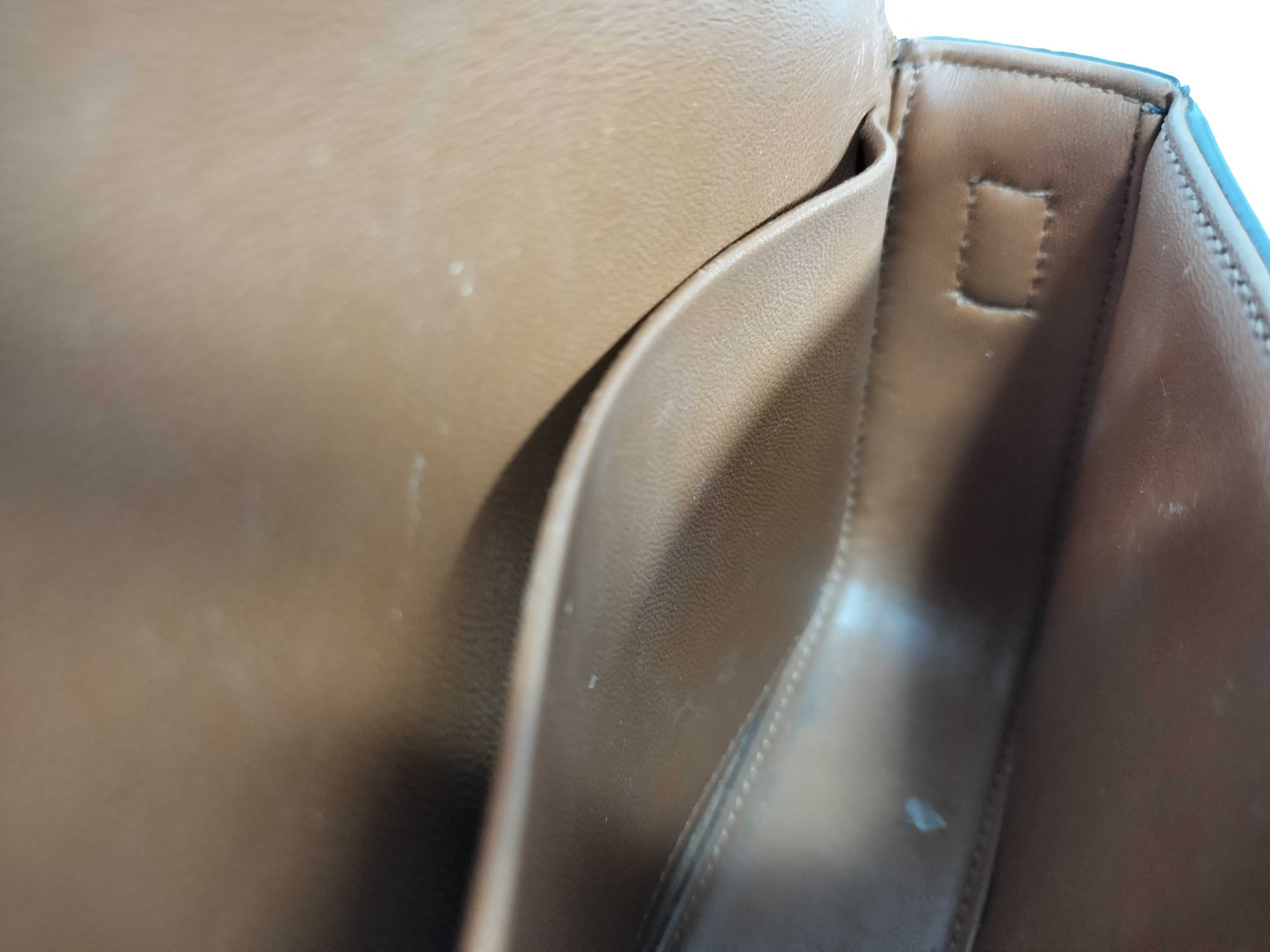 Claude Triomphe Gold Shoulder Bag — view 10