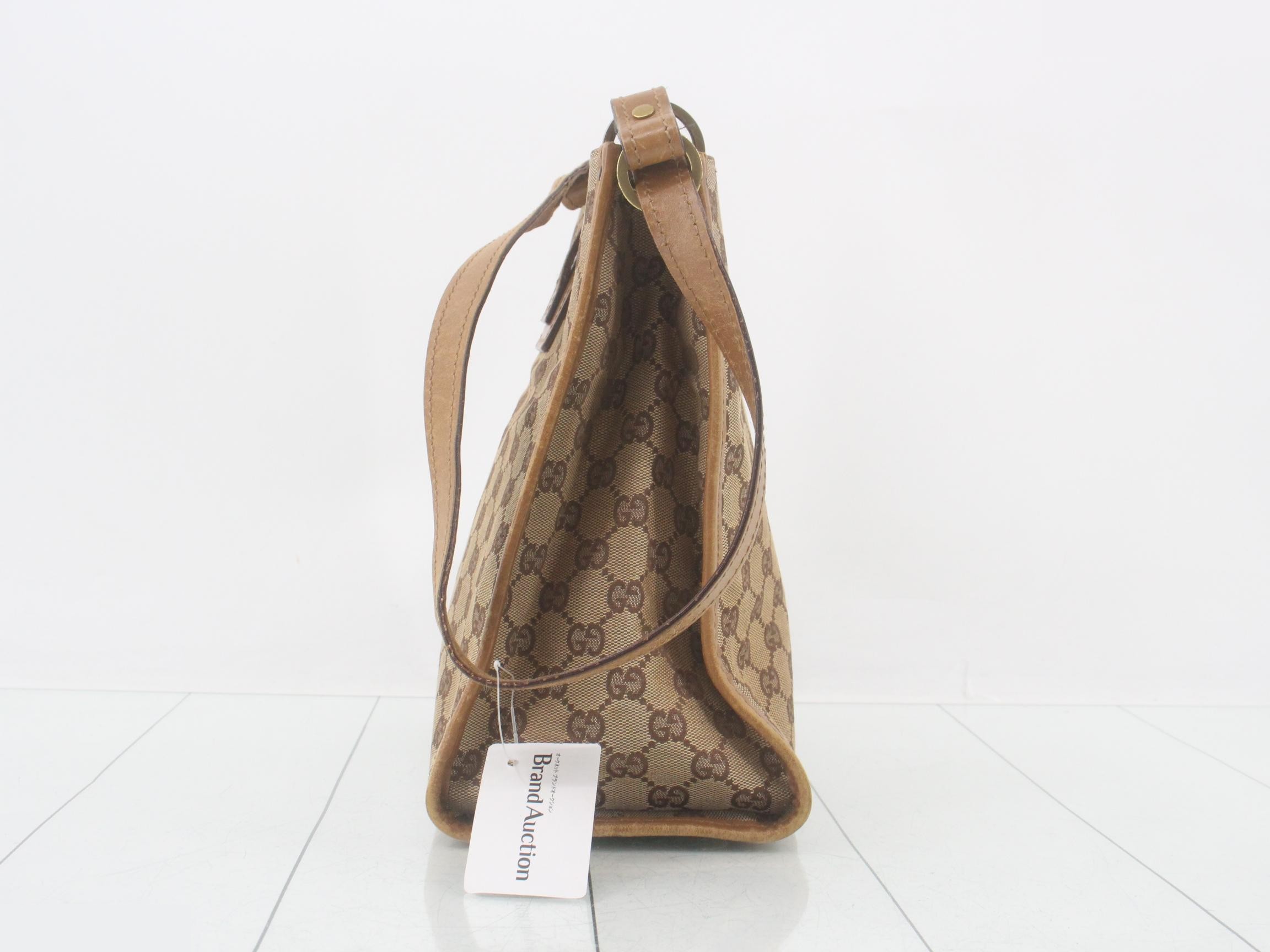 GG Canvas (Bag) - Shoulder Bag — view 4